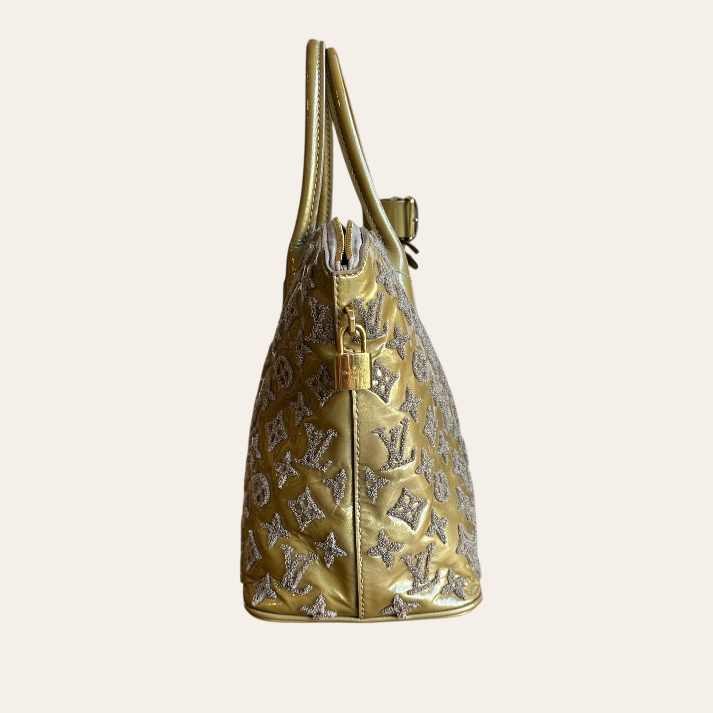 2011 Louis Vuitton Fascination Lockit Handbag