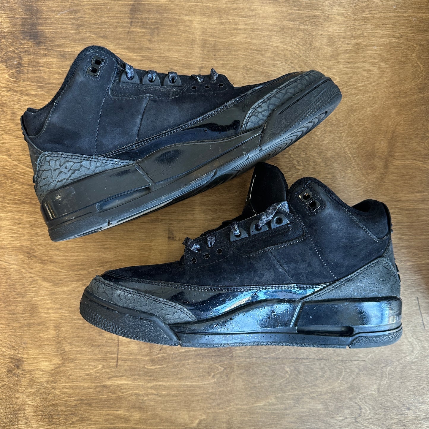 Air Jordan 3 "Black Cat" Size 9