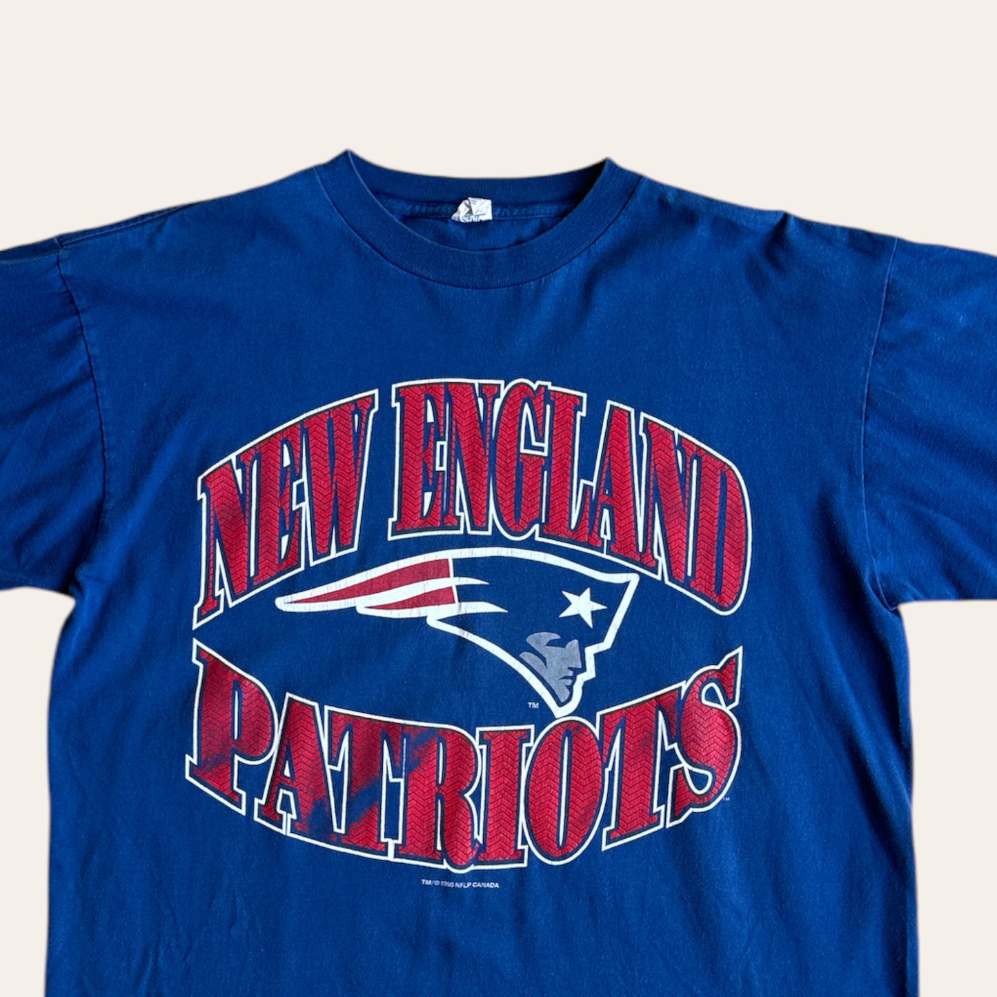 1996 Starter New England Patriots Tee Size L