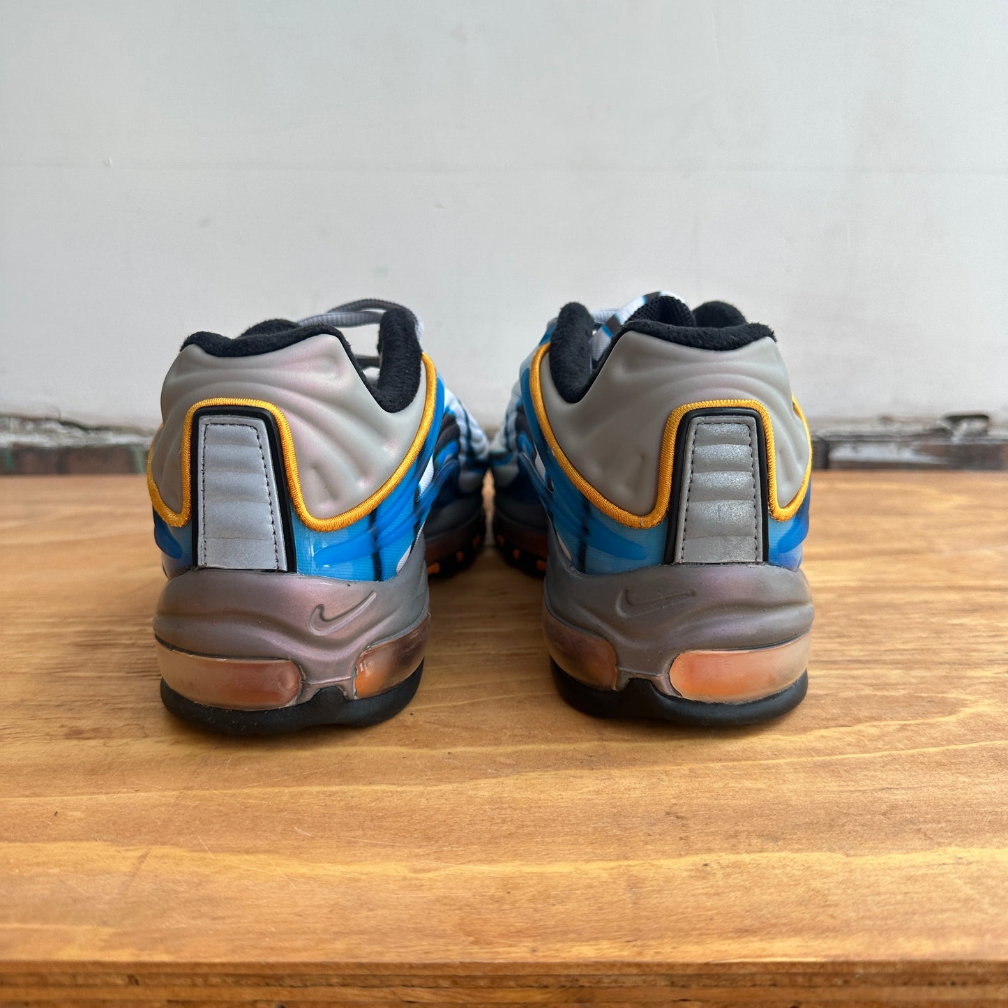 Brand New Nike Air Max Deluxe "Photo Blue" Size 10