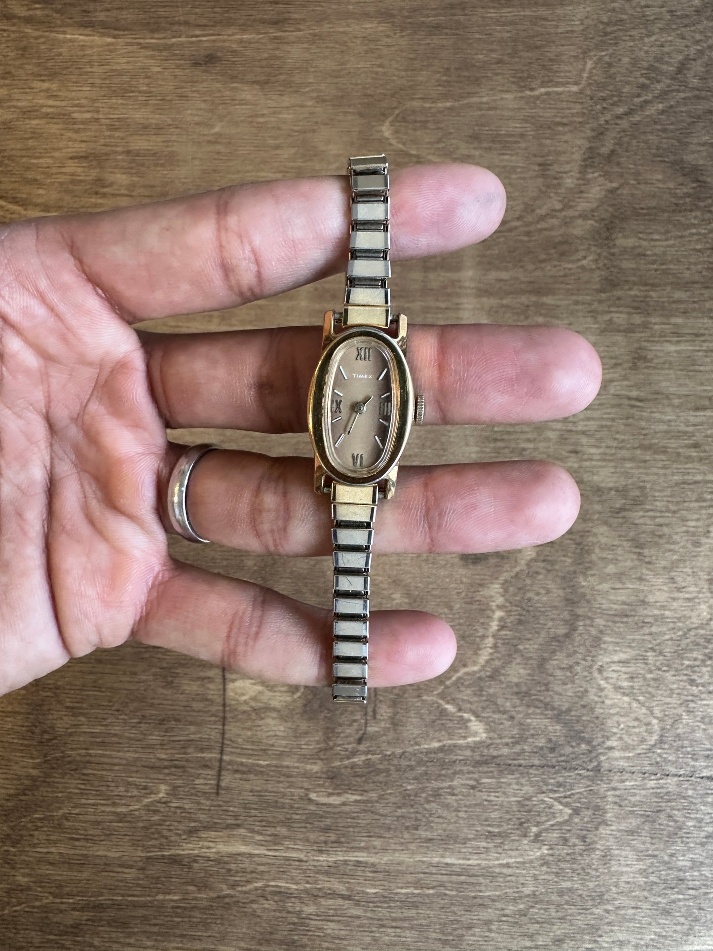 Vintage Ladies Timex Manual Wind Watch