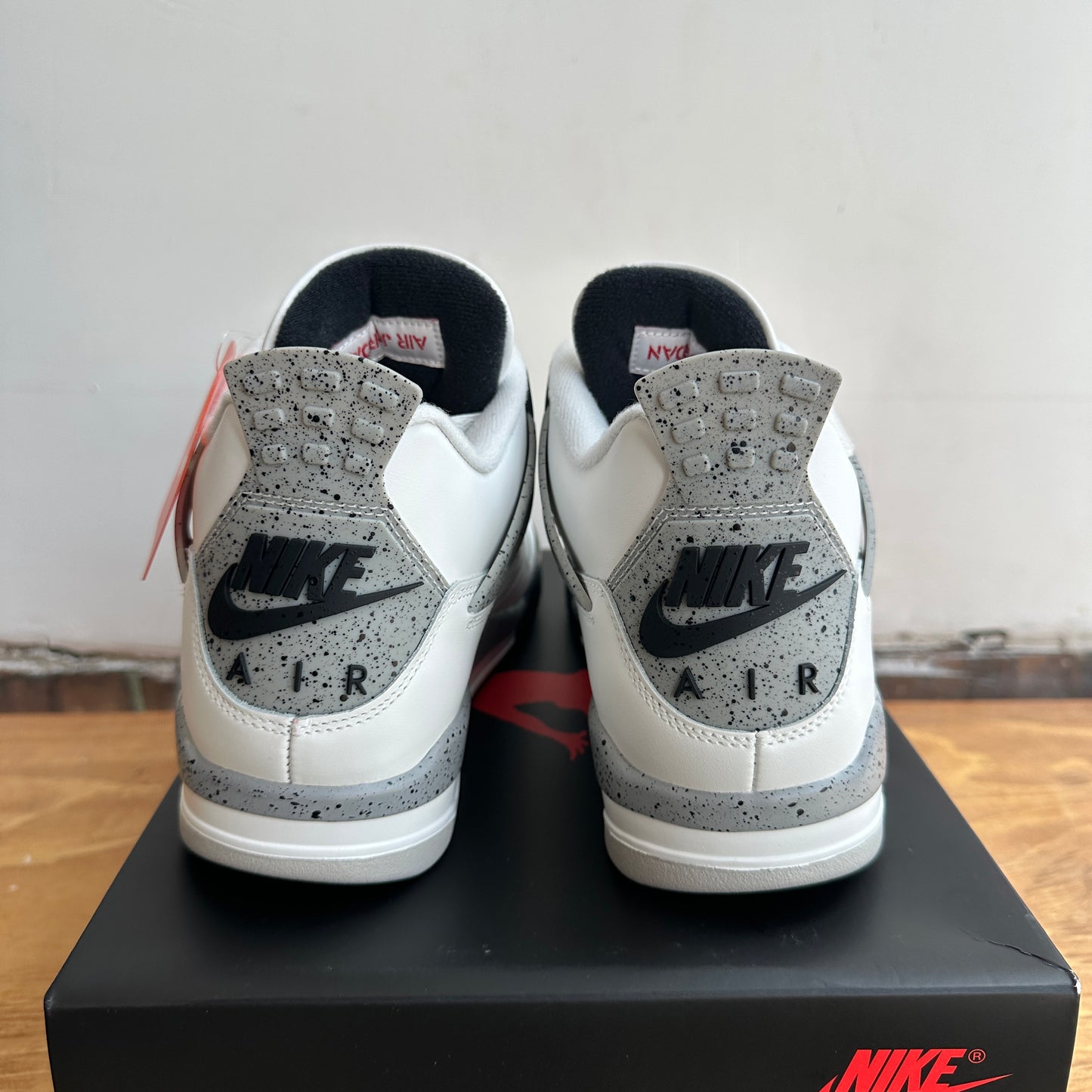 Brand New Jordan 4 "White Cement" Size 9