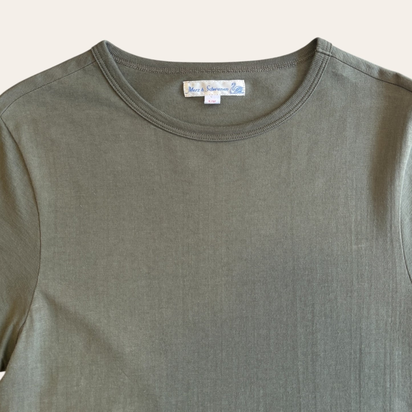 Merz b. Shwanen Tee Olive Size M
