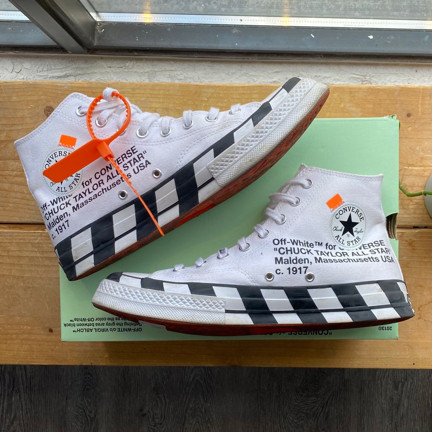 Off White x Converse Chuck Taylor's Size 9.5