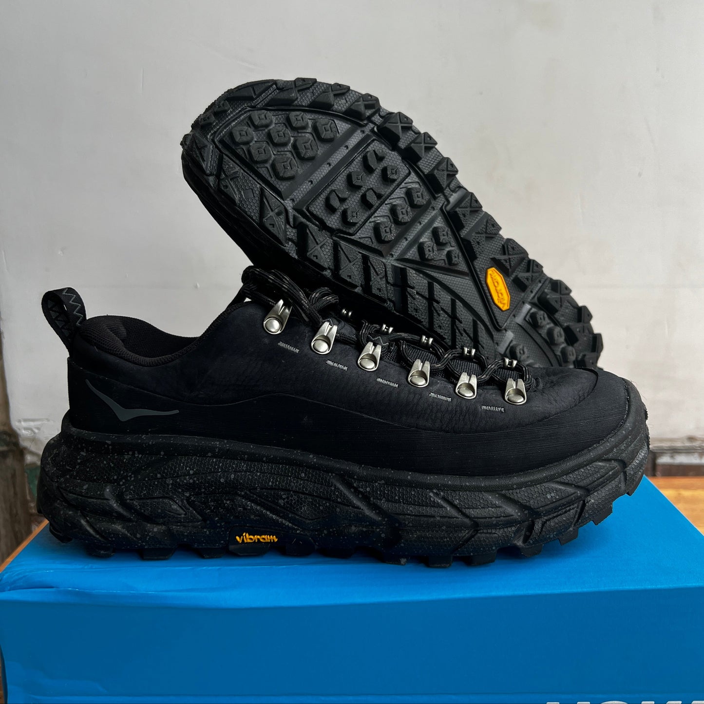 Hoka Tor Summit "Black" Size 8