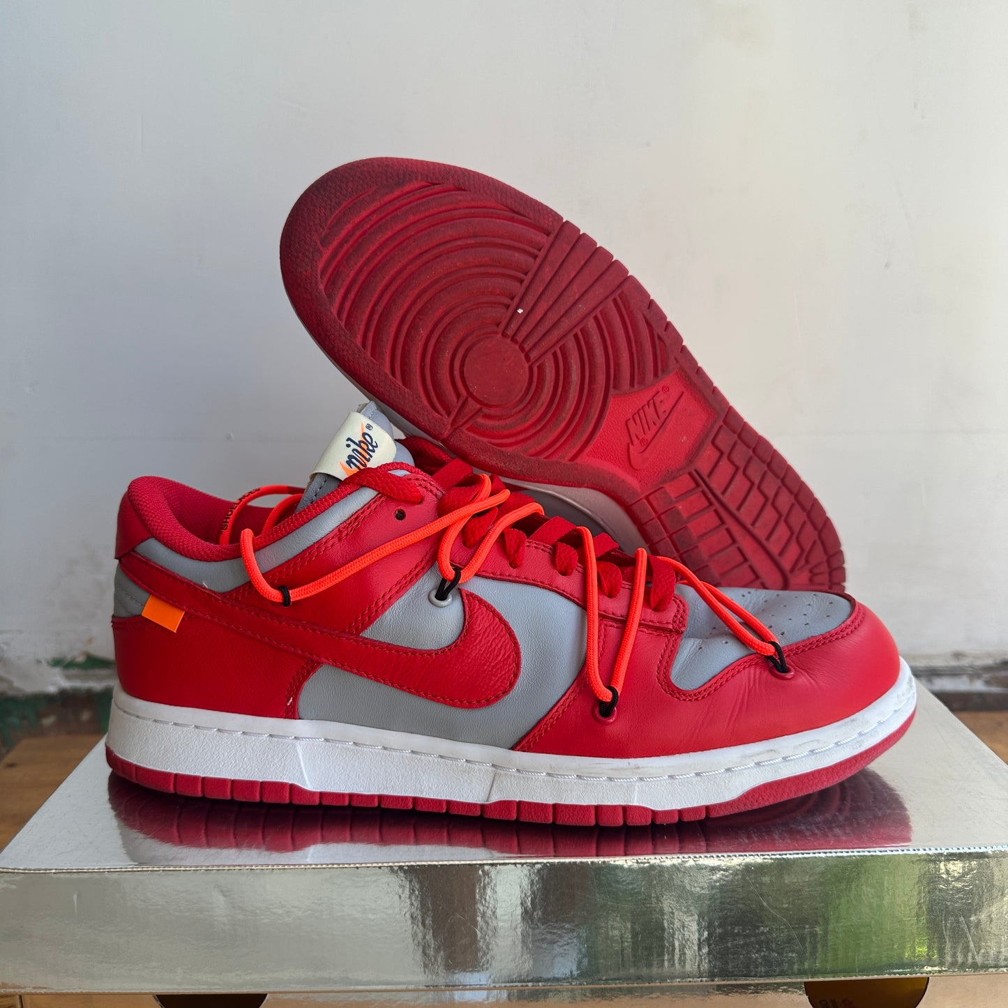 Off White x Nike Dunk Low "University Red" Size 10