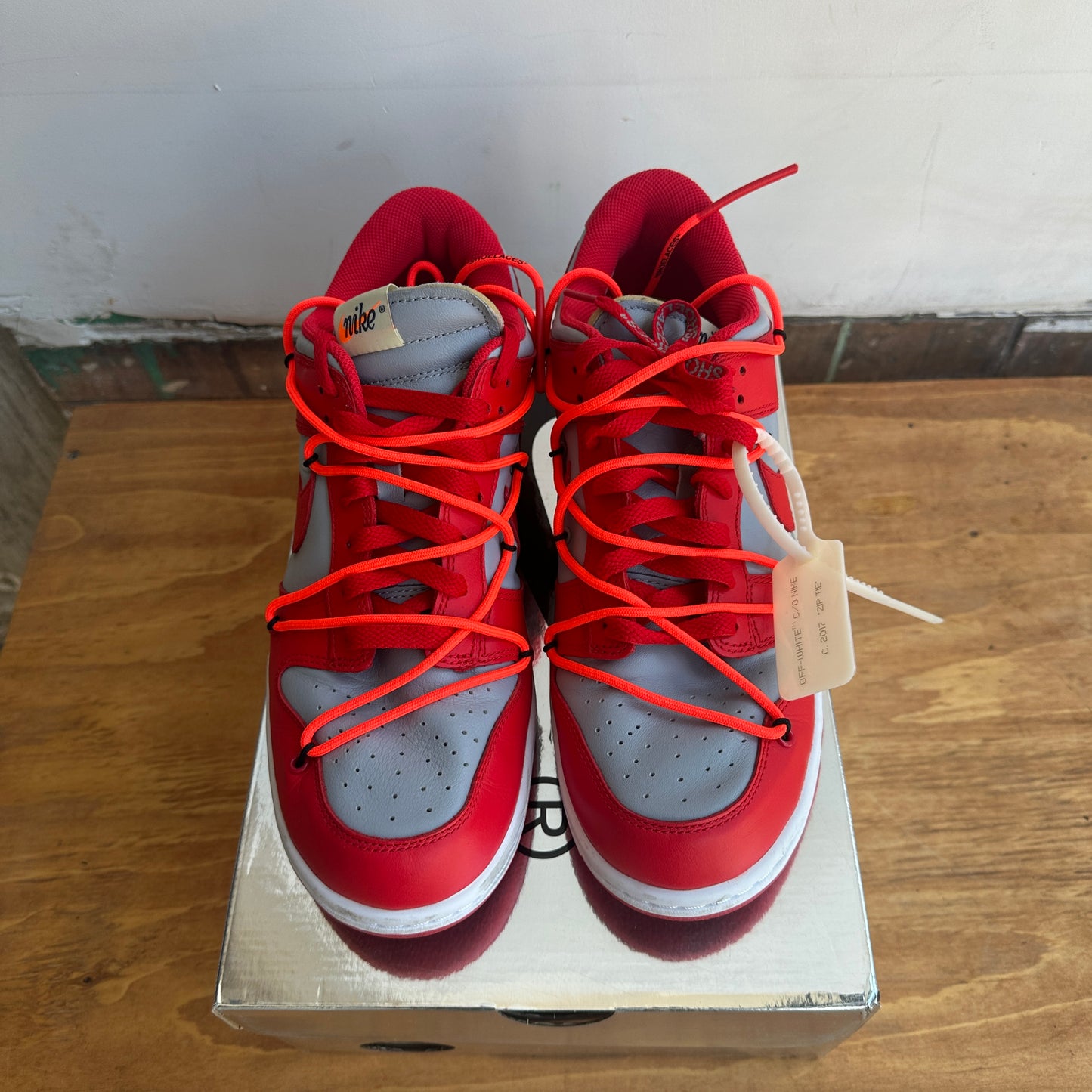 Off White x Nike Dunk Low "University Red" Size 10