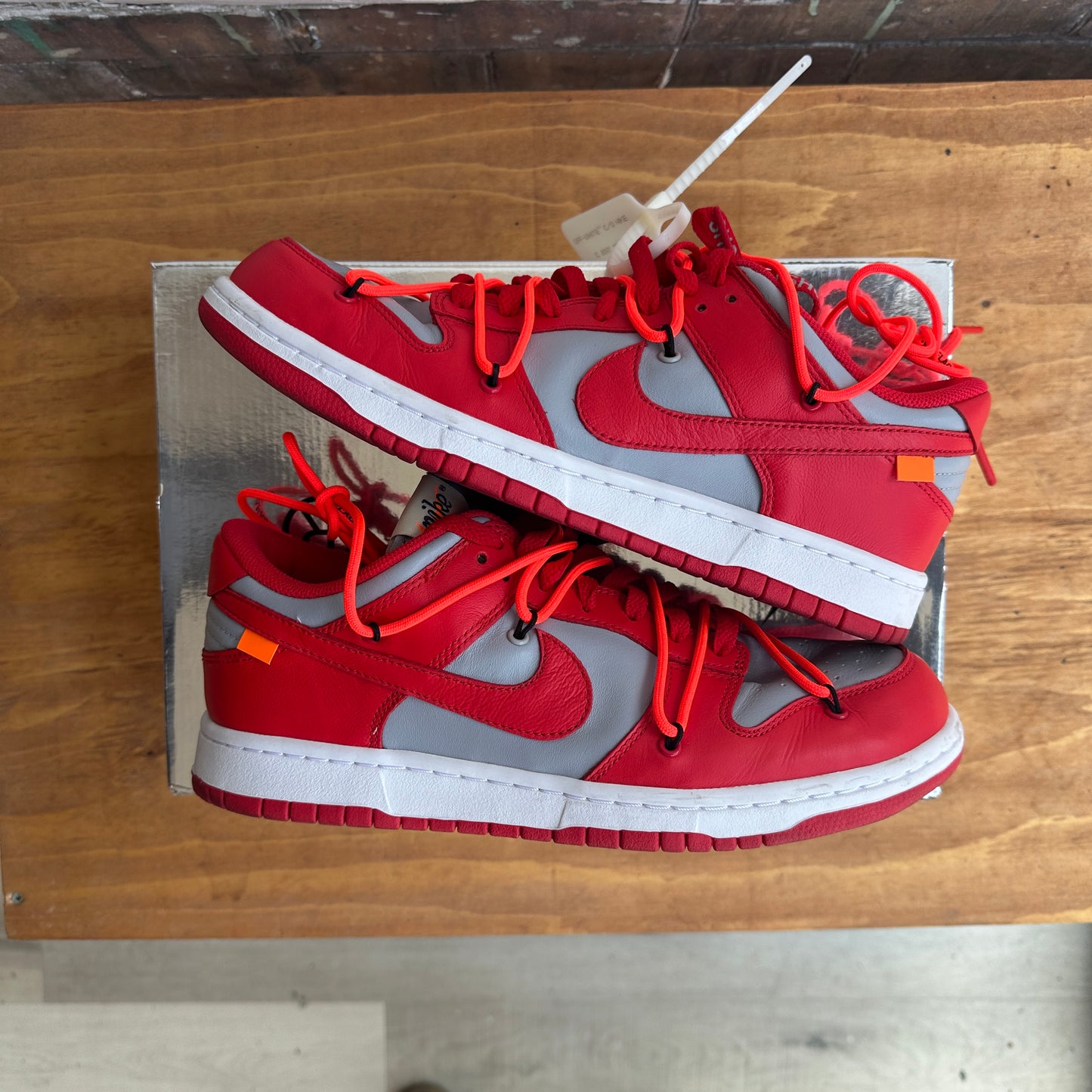 Off White x Nike Dunk Low "University Red" Size 10