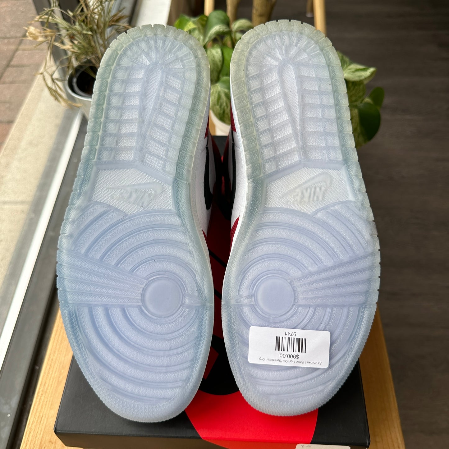 Brand New Air Jordan 1 High 'Spiderman Origin Story' Size 8.5