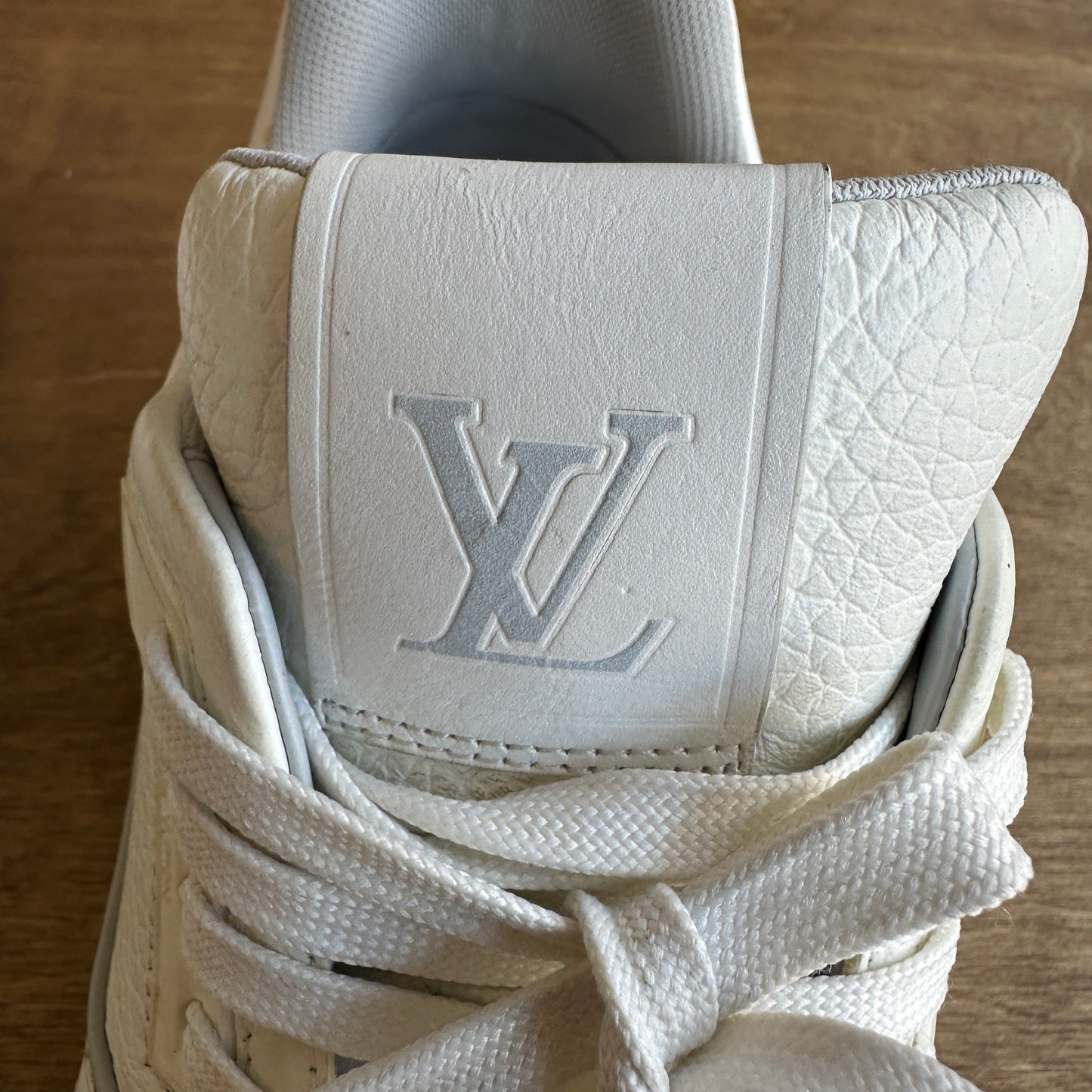 Louis Vuitton Trainer White Size 9.5