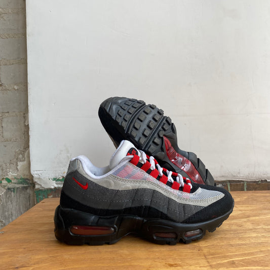 Nike Air Max 95 'Sport Red' Size 7.5