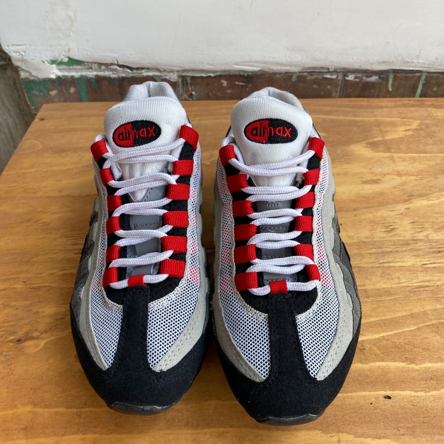 Nike Air Max 95 'Sport Red' Size 7.5