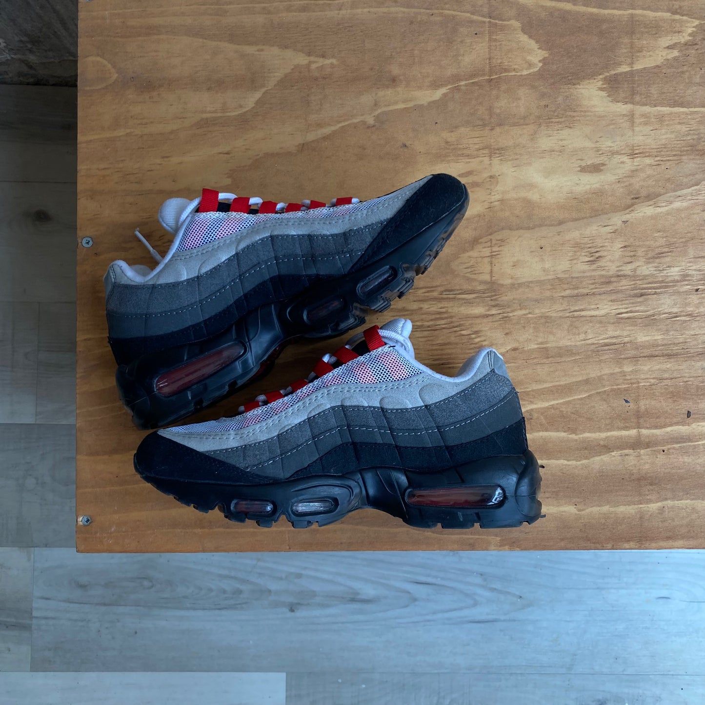 Nike Air Max 95 'Sport Red' Size 7.5