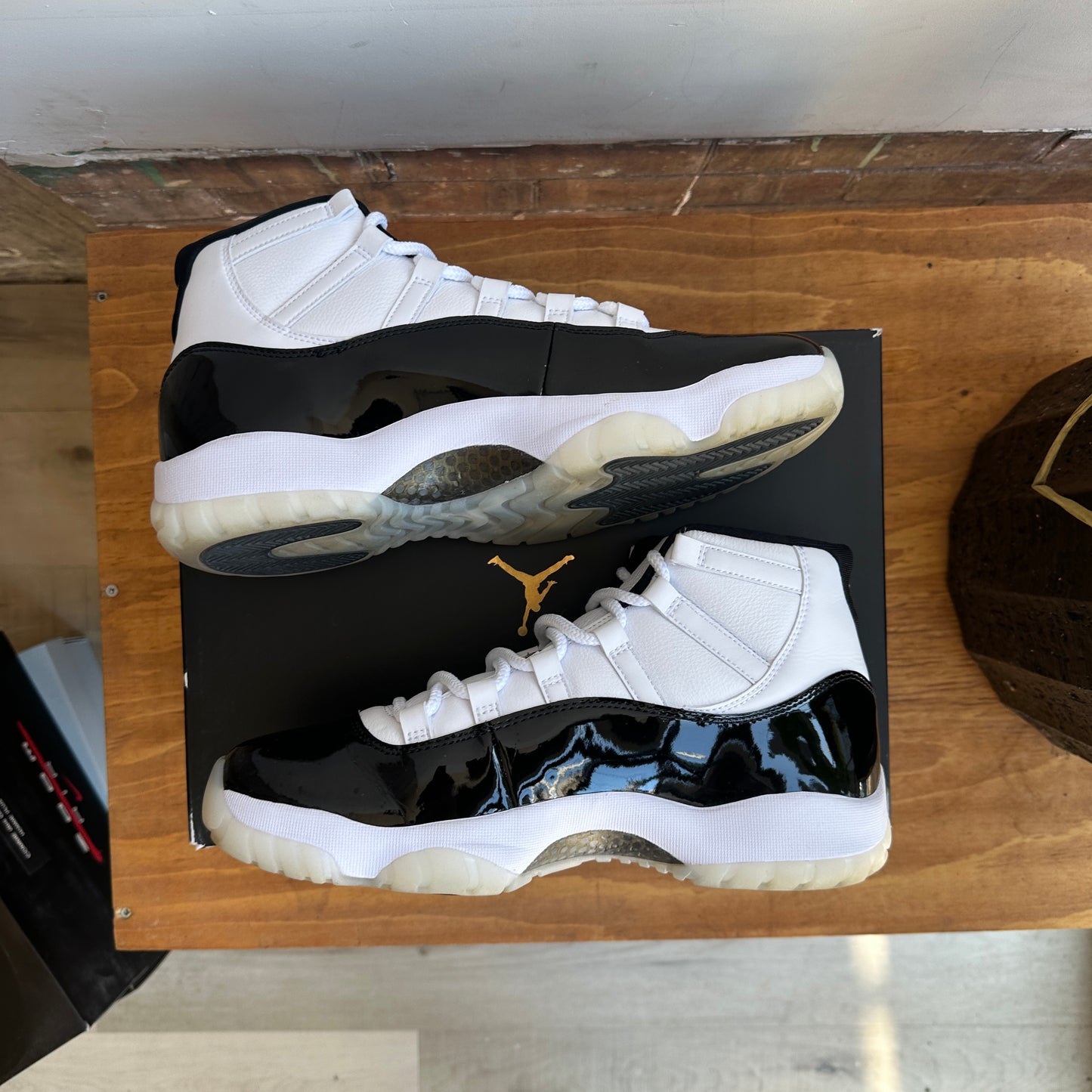 Jordan 11 Retro DMP 'Gratitude' Size 11
