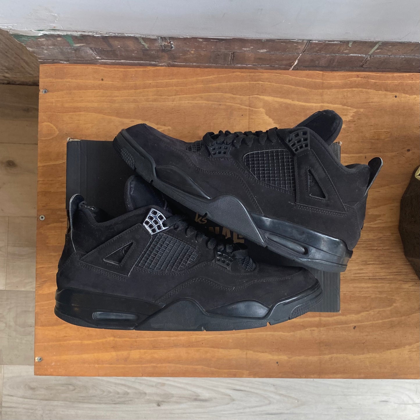 Air Jordan 4 Black Cat Size 11
