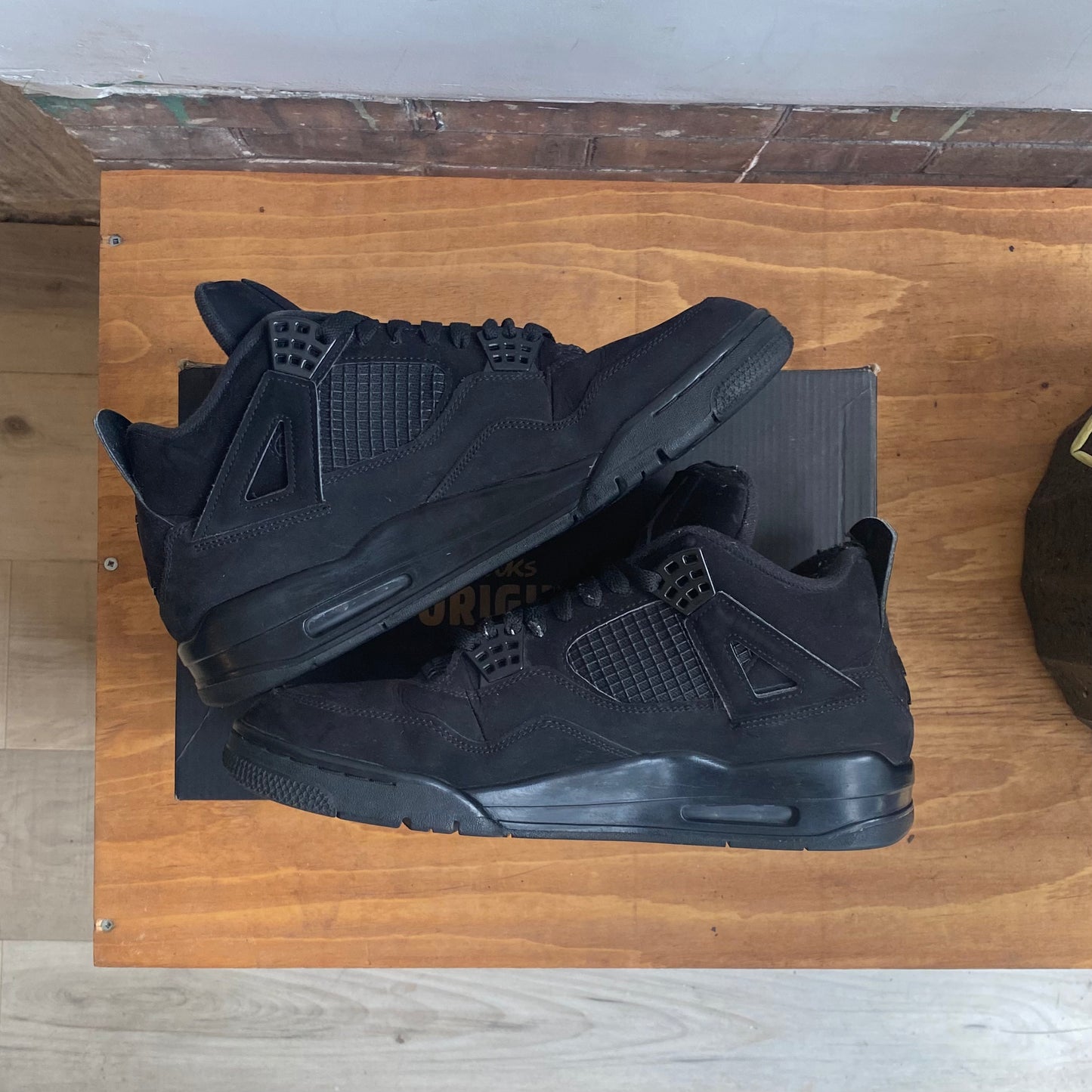 Air Jordan 4 Black Cat Size 11