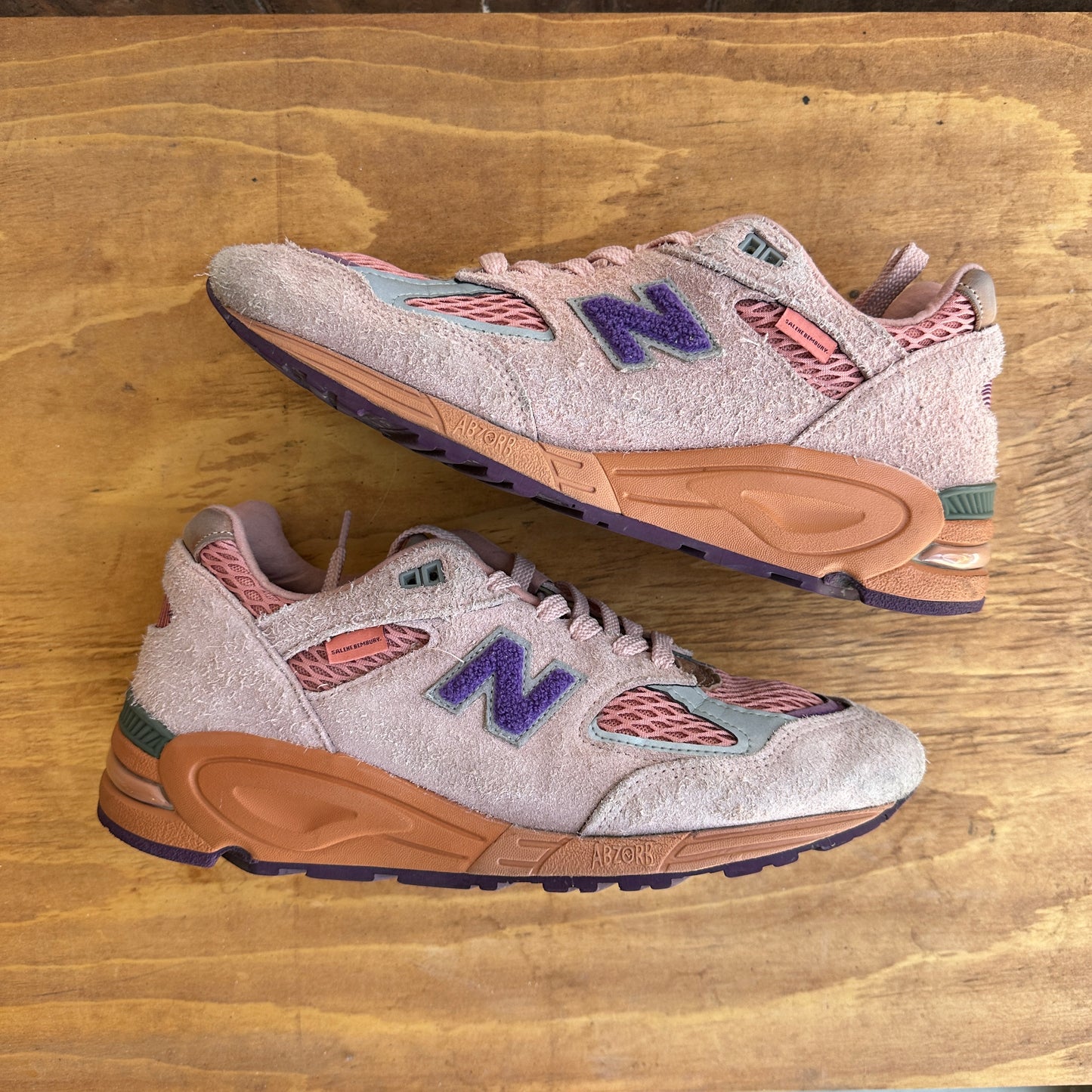 Salehe Bembury x New Balance 990v2 Size 10
