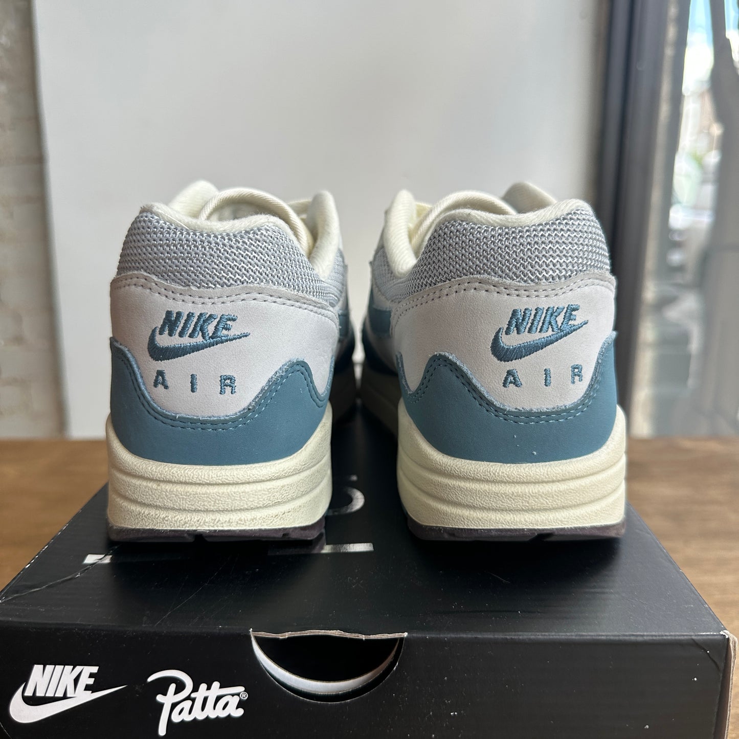 Patta x Nike Air Max 1 "Aqua" Size 8