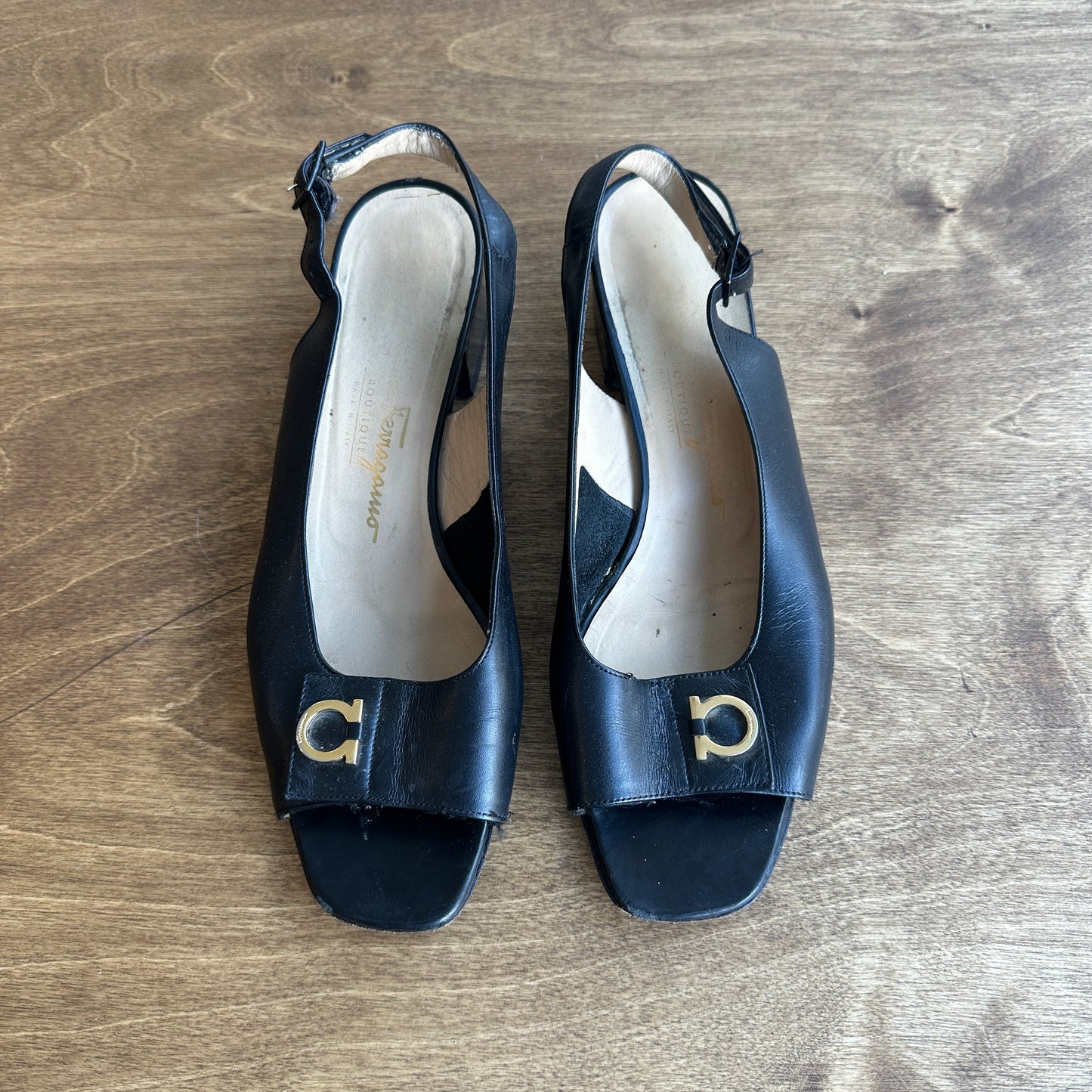 Salvatore Ferragamo Kitten Heels Size 6
