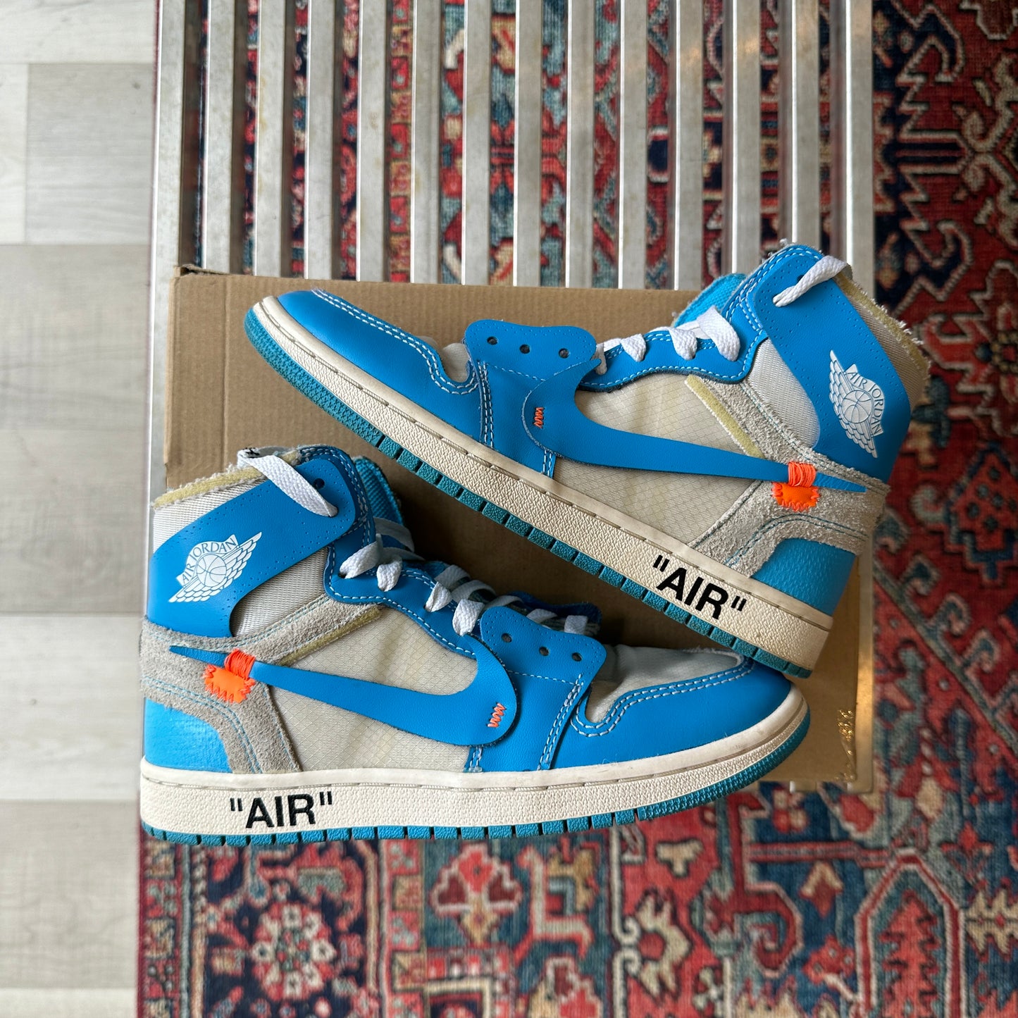 Off White X Jordan 1 "UNC" Size 5.5
