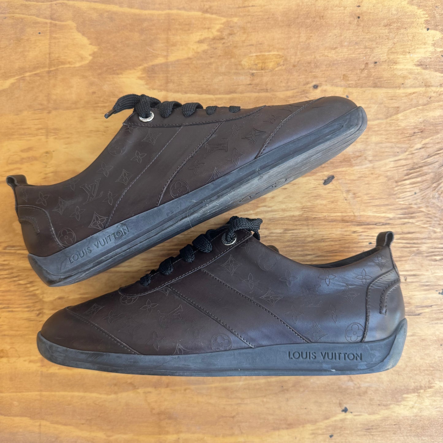 2005 Louis Vuitton Sneakers Size 8