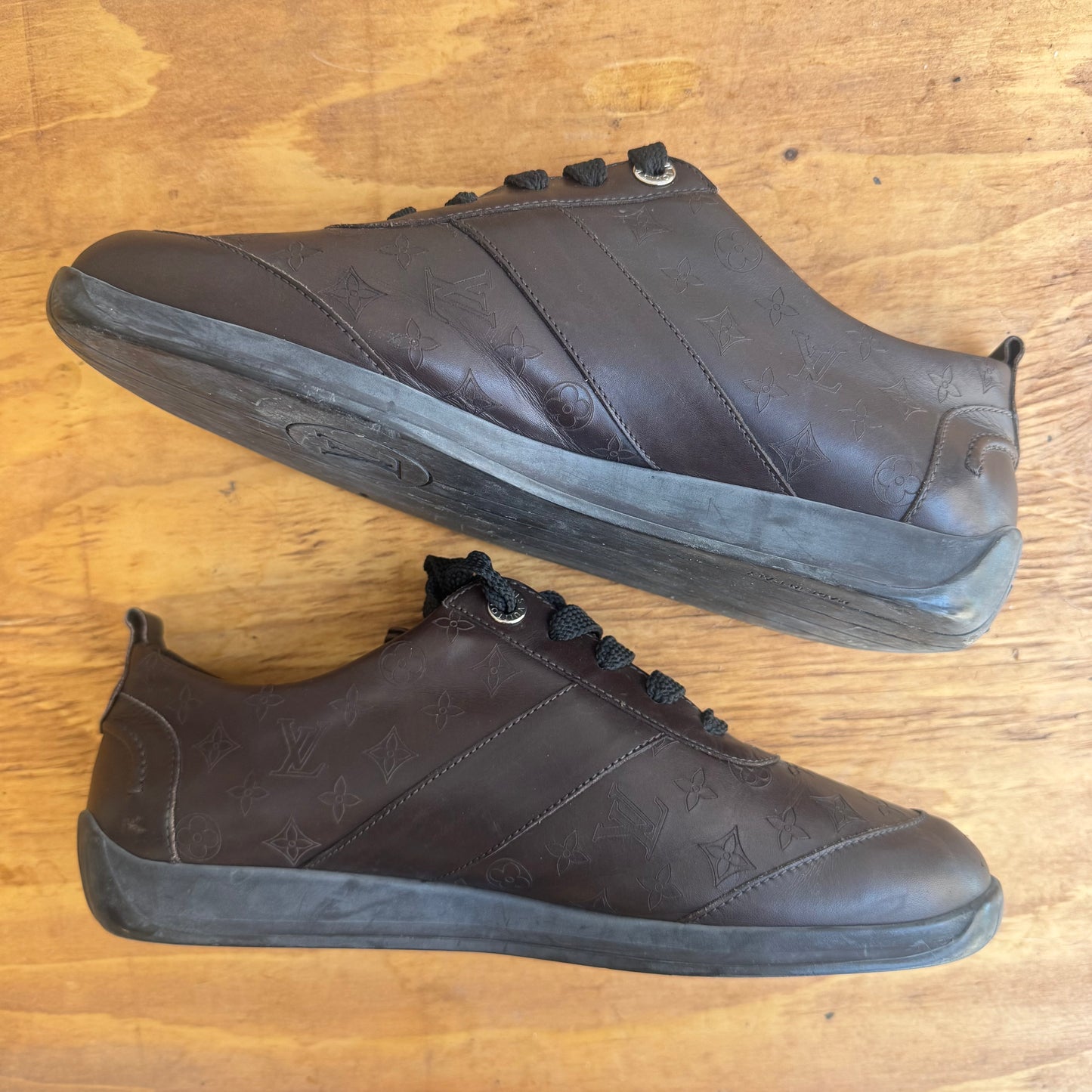 2005 Louis Vuitton Sneakers Size 8