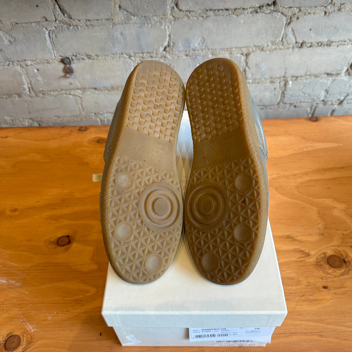Maison Margiela GAT "Pale" Size 37