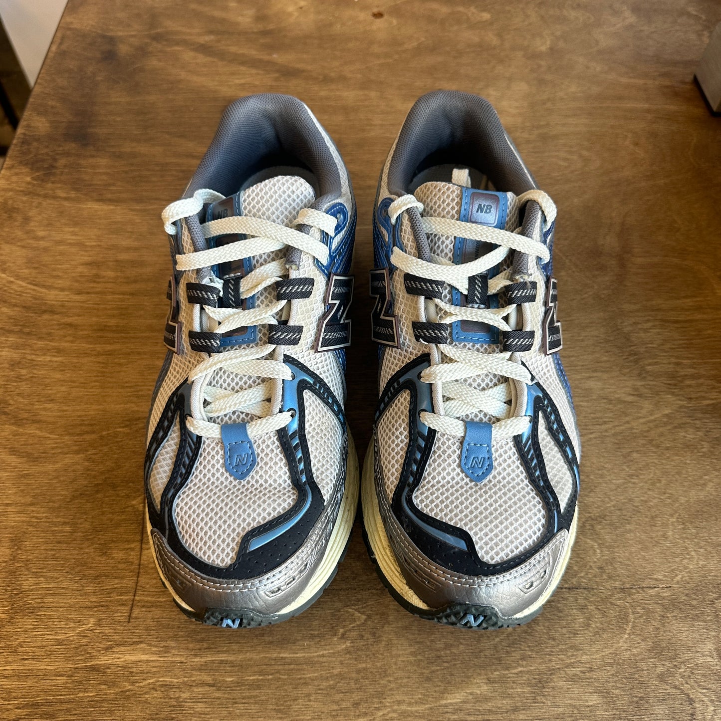 New Balance "Moonbeam" Size 8