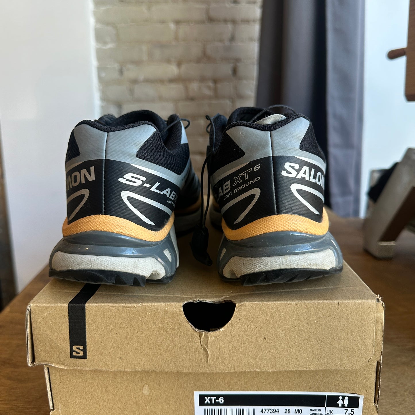 Salomon XT6 "Apricot" Size 8