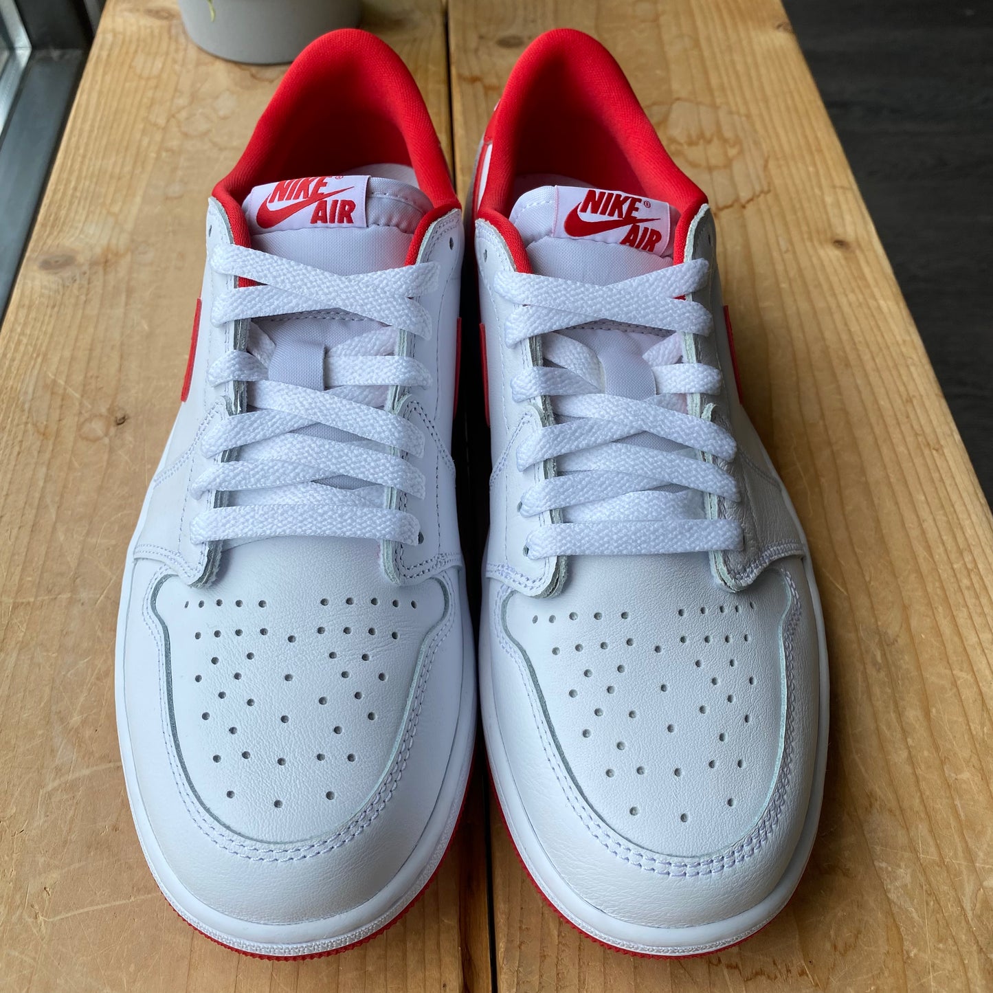 Air Jordan 1 Retro Low 'University Red' Size 9.5