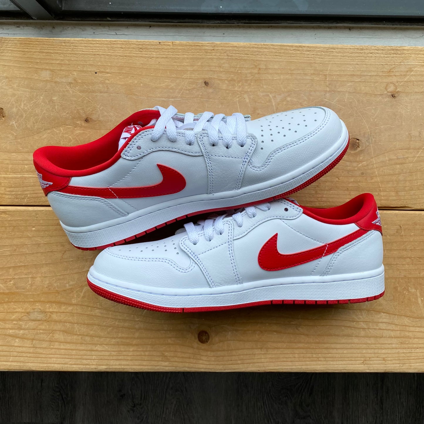 Air Jordan 1 Retro Low 'University Red' Size 9.5