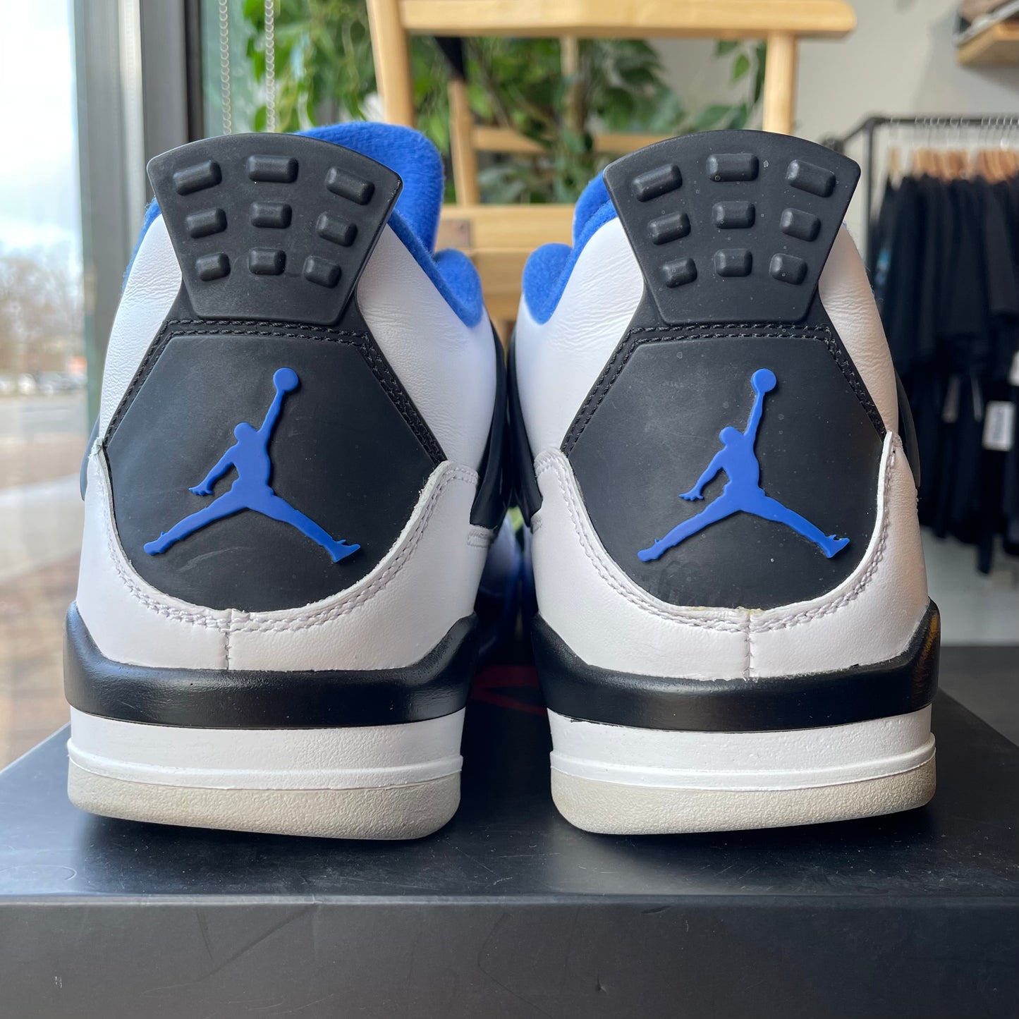 Jordan 4 Retro Motorsports (2017) Size 10.5