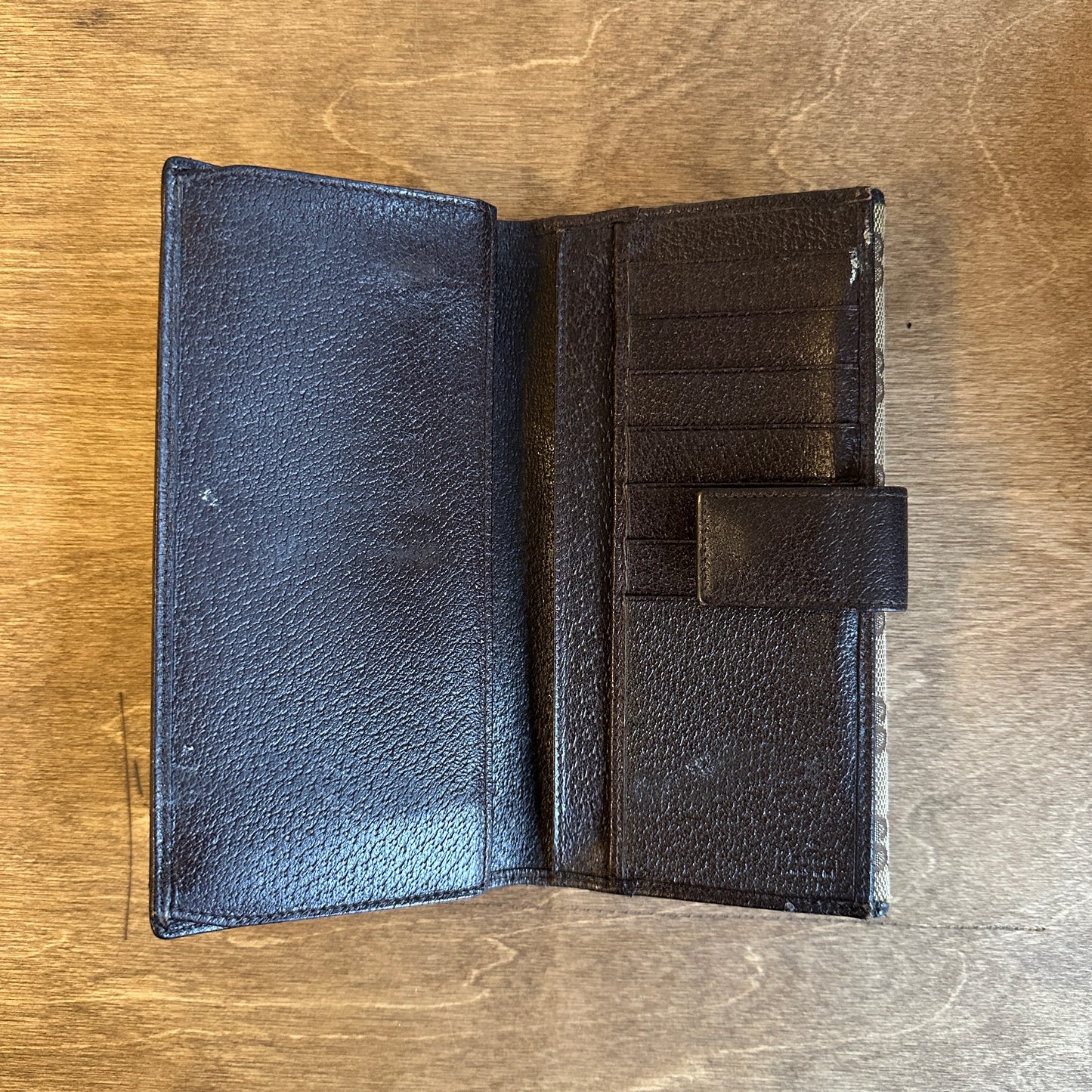 Gucci GG Canvas Wallet