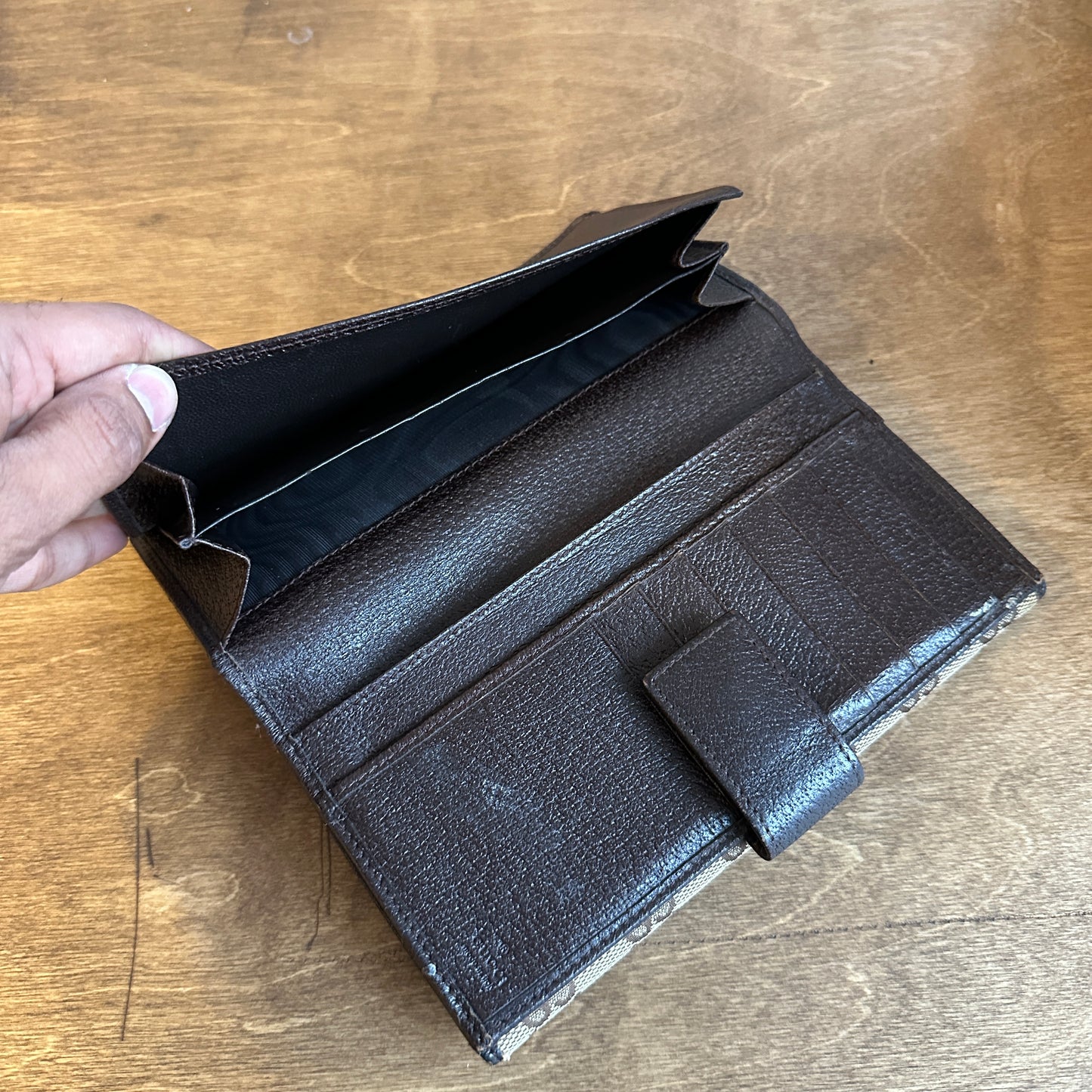 Gucci GG Canvas Wallet