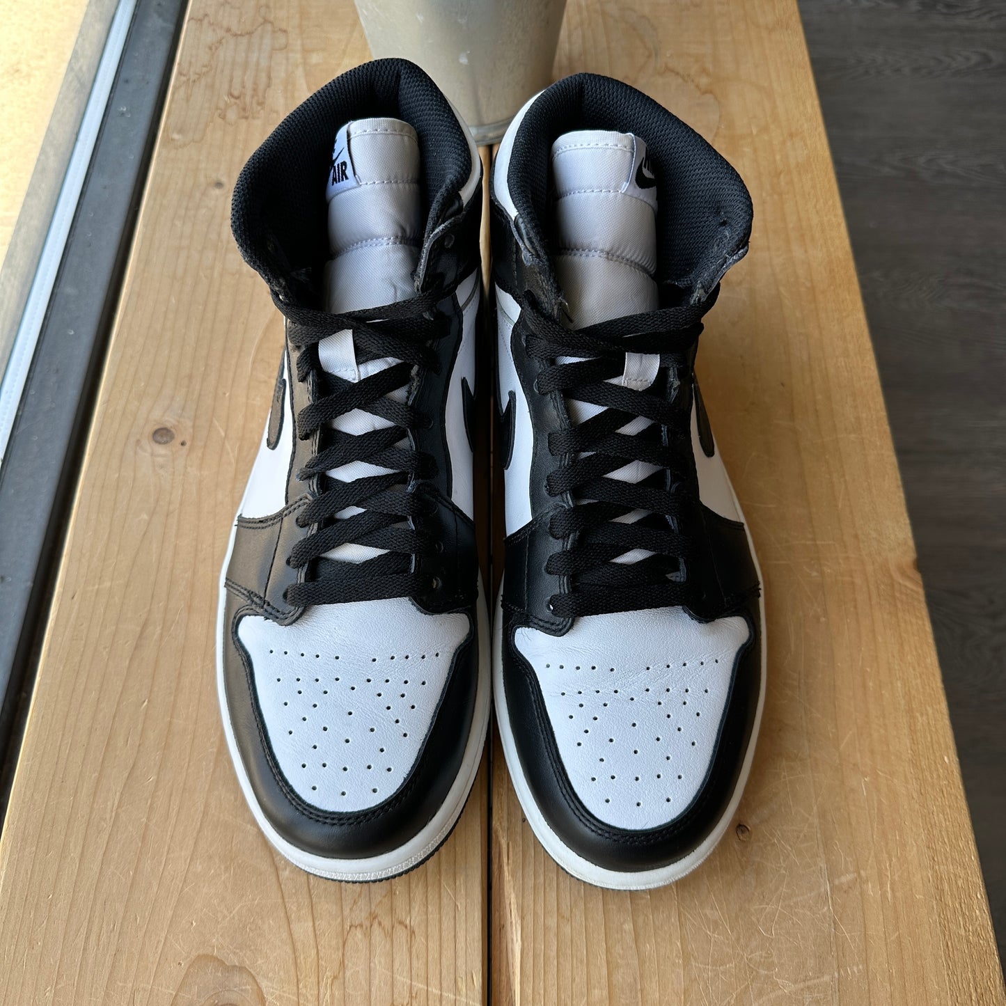 Air Jordan 1 High "Black/White" (2014) Size 9