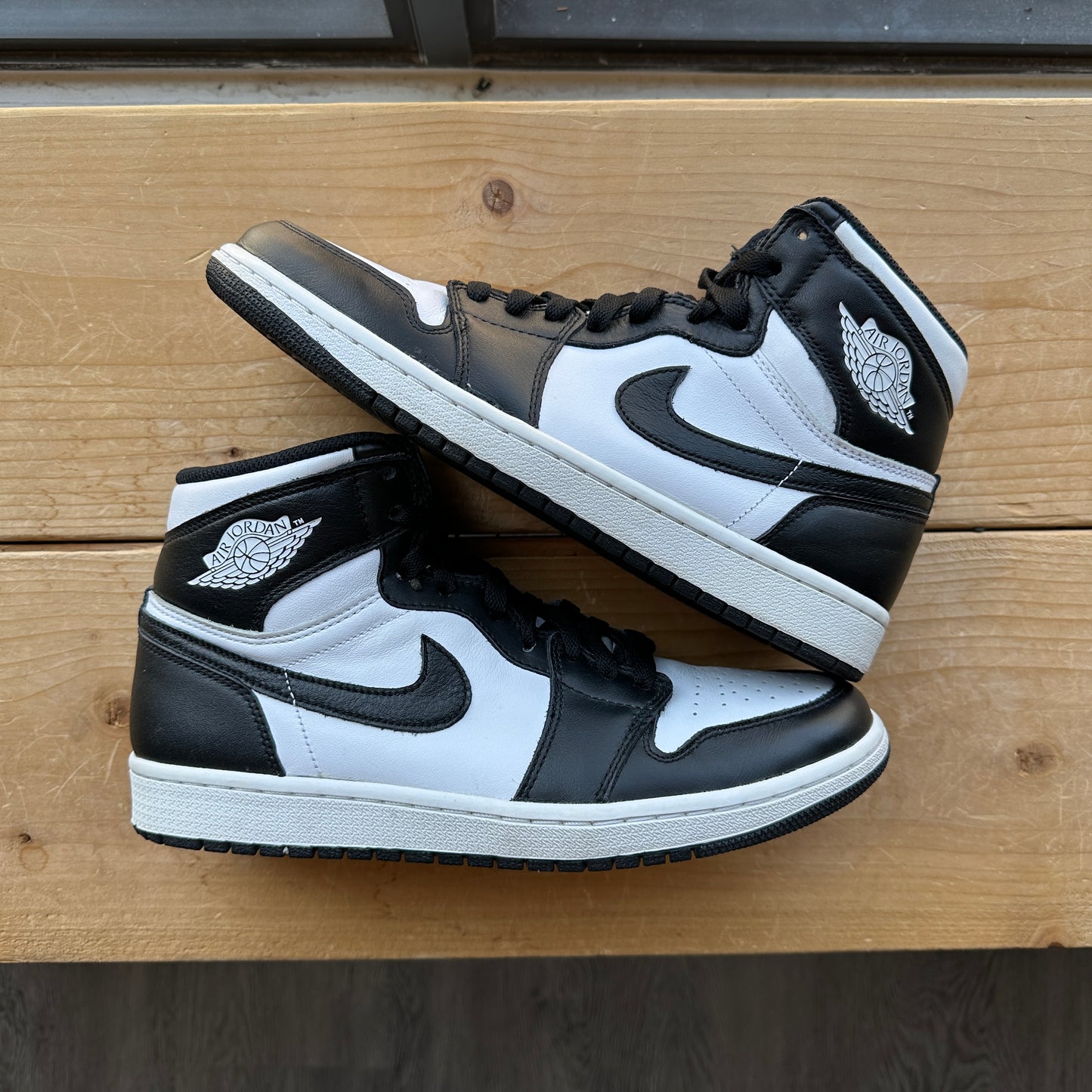 Air Jordan 1 High "Black/White" (2014) Size 9