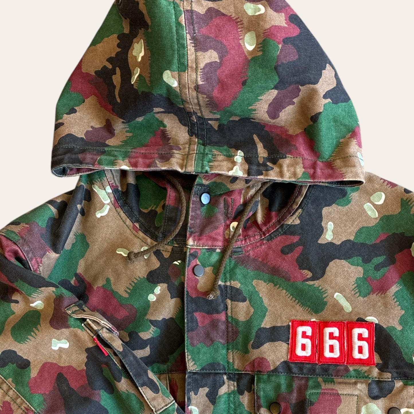 Supreme SS17 Field Parka Size M