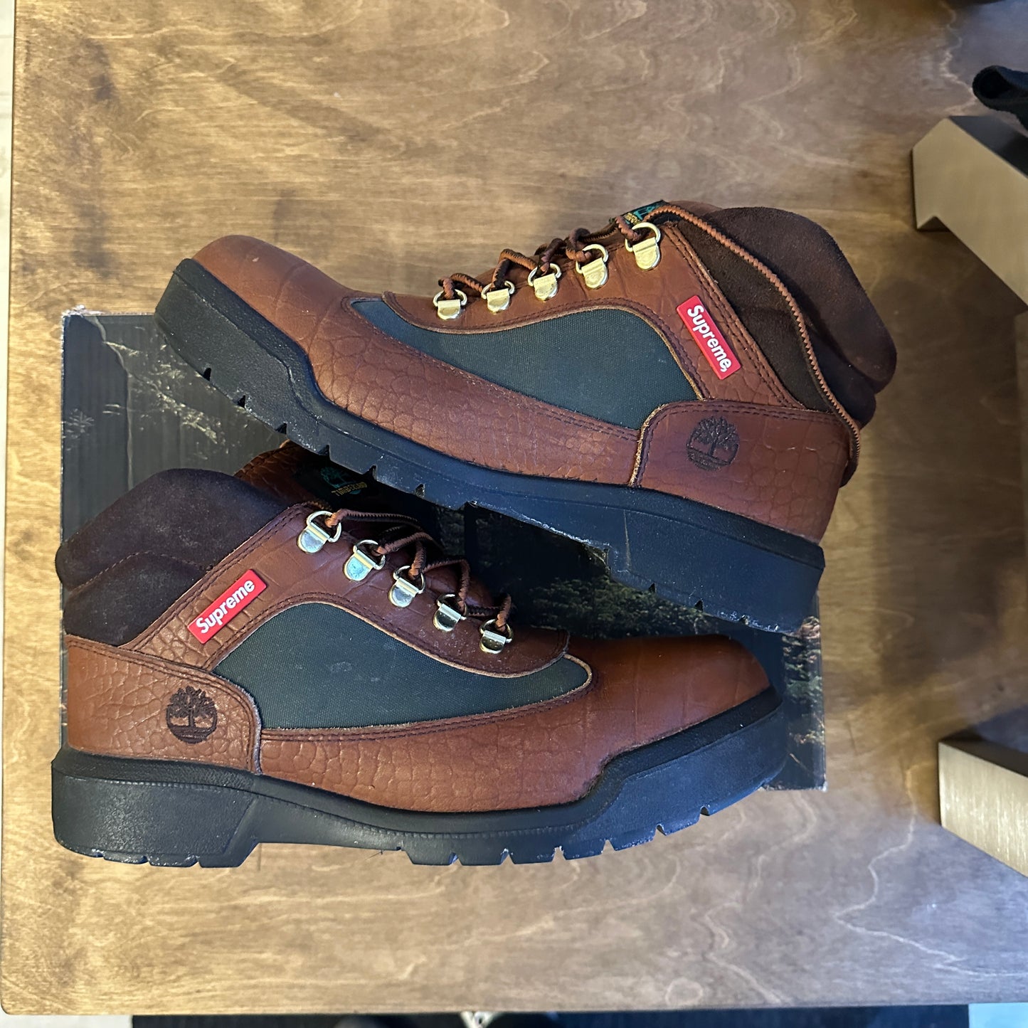 Supreme x Timberland Field Boot Size 9
