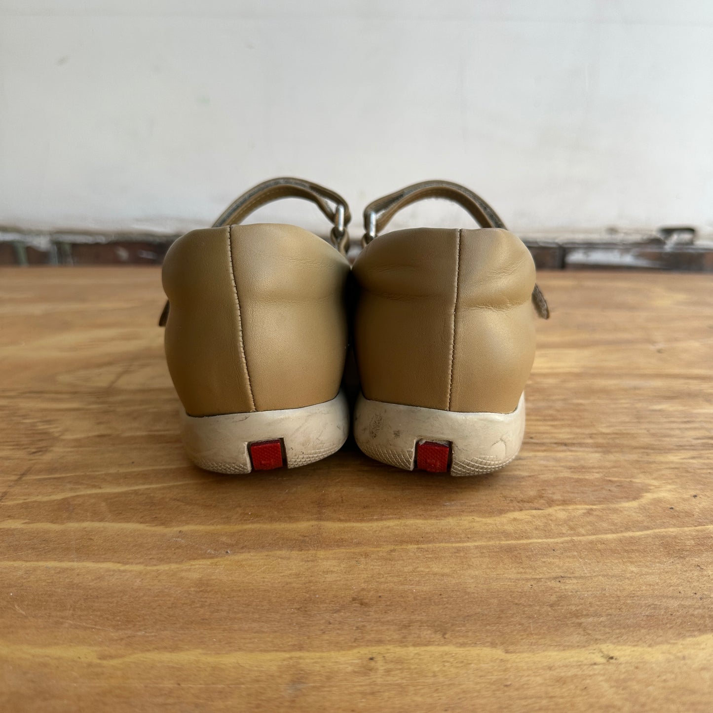 Prada Flats Tan Size EU 37