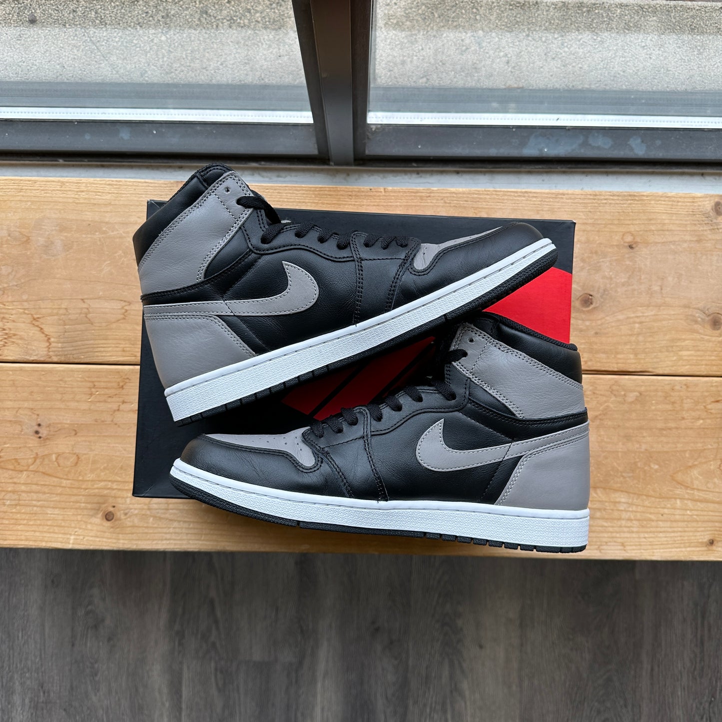 Air Jordan 1 High "Shadow" Size 11