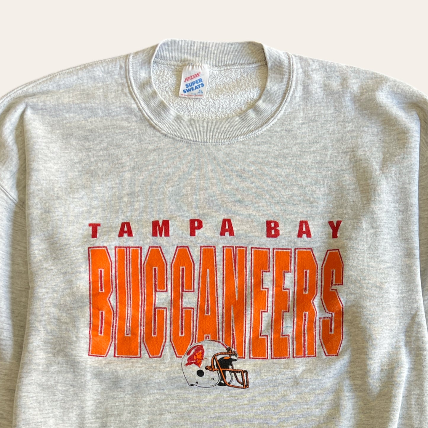 90's Tampa Bay Bucaneers Sweatshirt Size XL