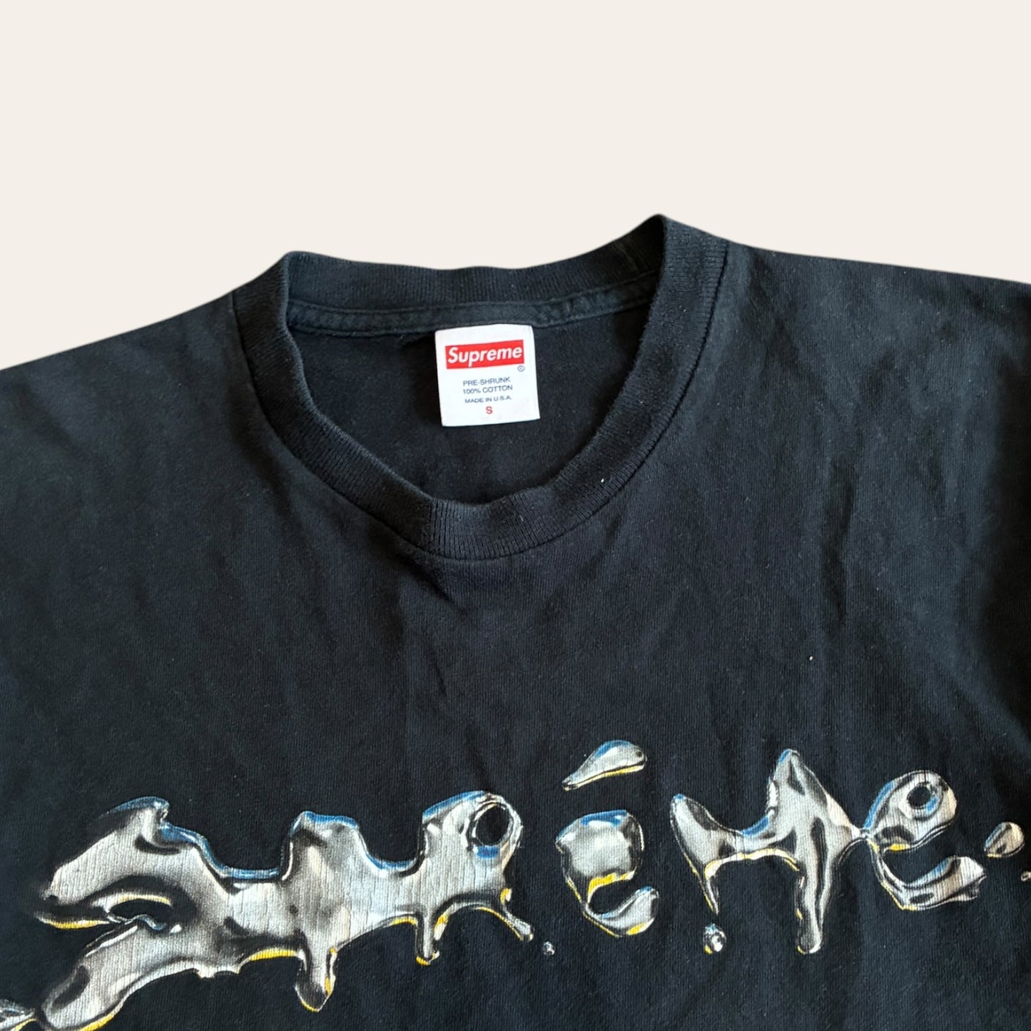 Supreme Liquid Tee Size S