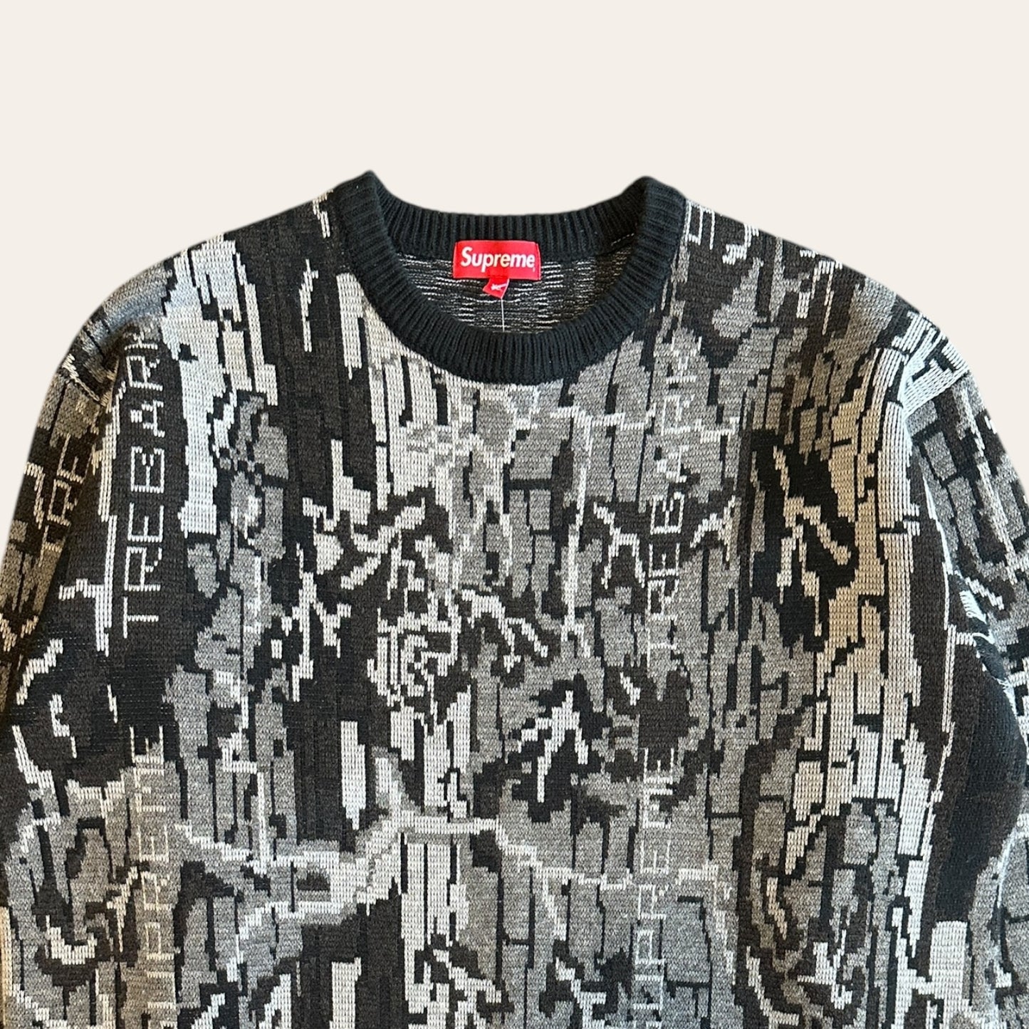 Supreme Knit Sweater Size XL