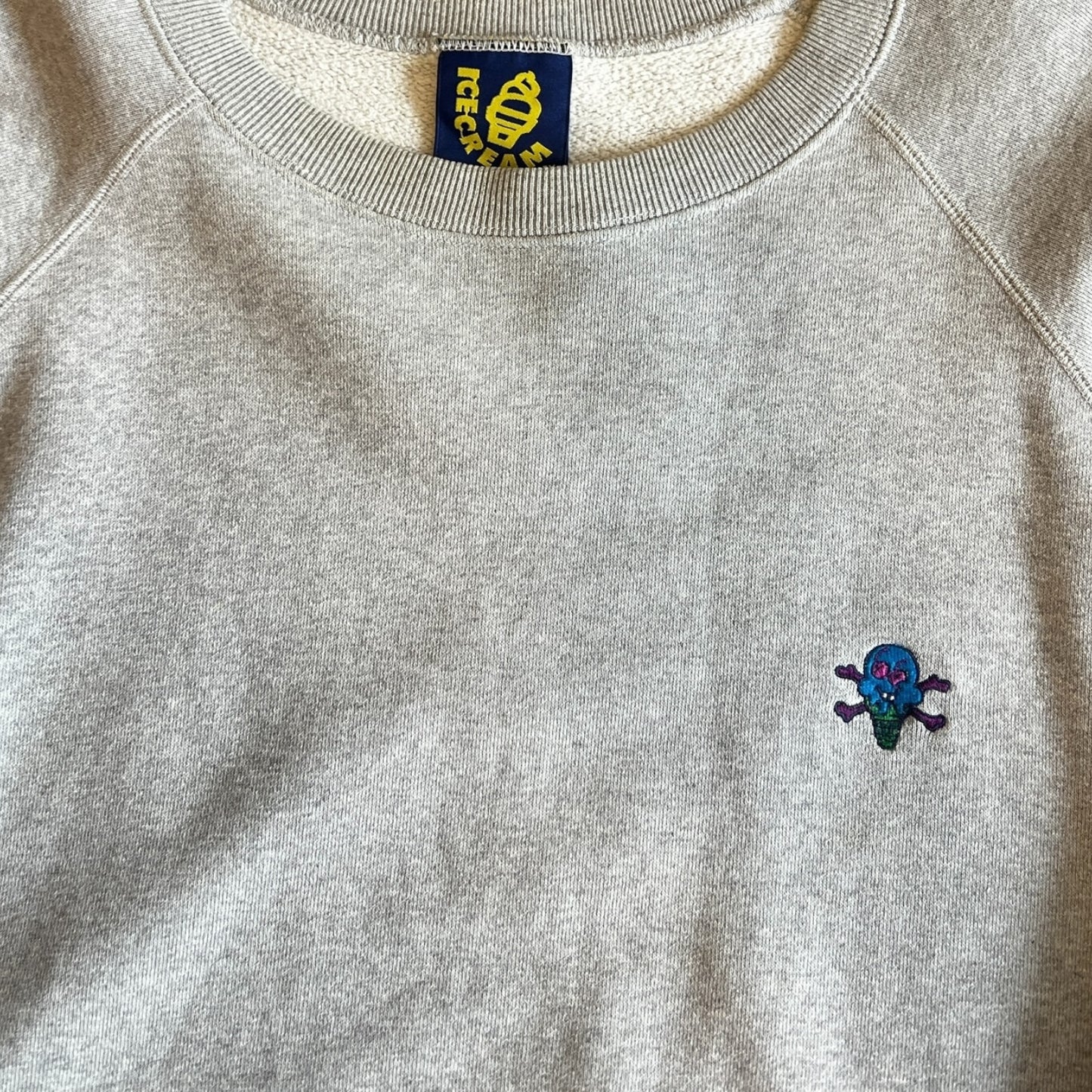 00s Ice Cream by BBC Sweater Size XL