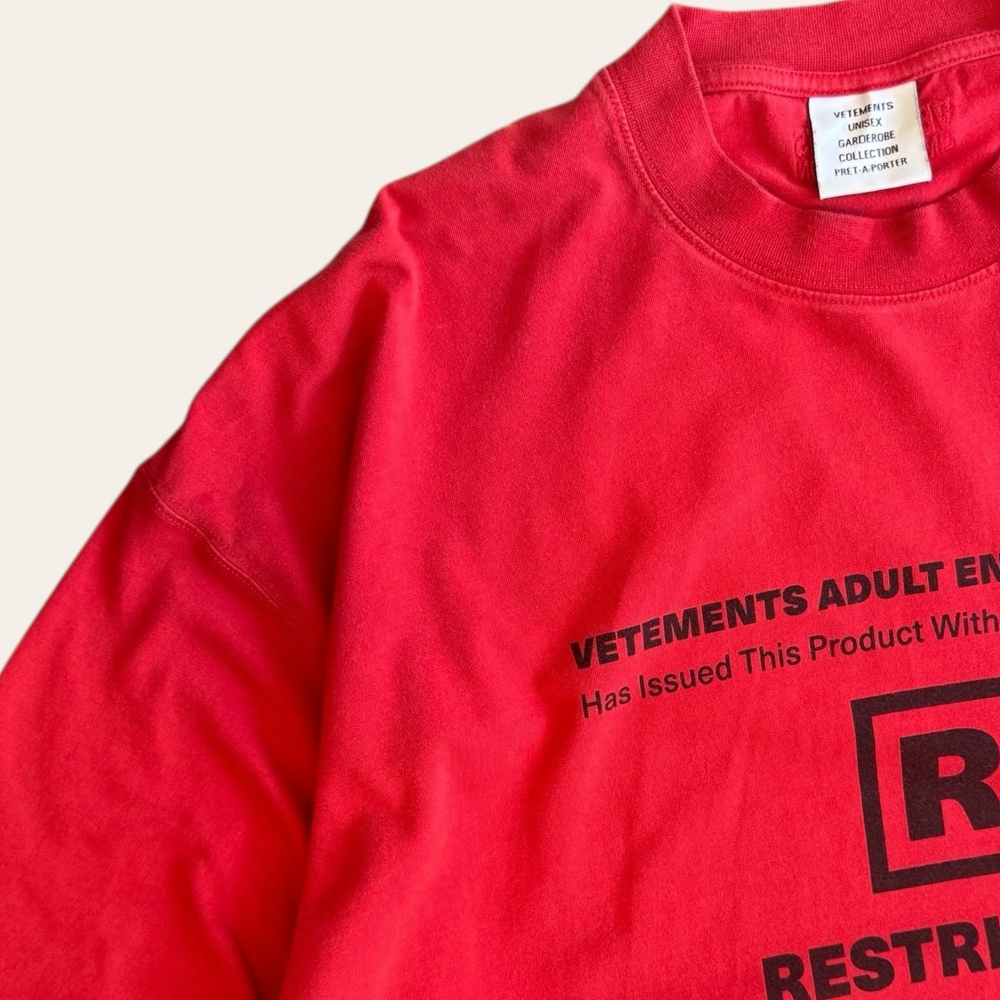 Vetements Restricted Tee Size L
