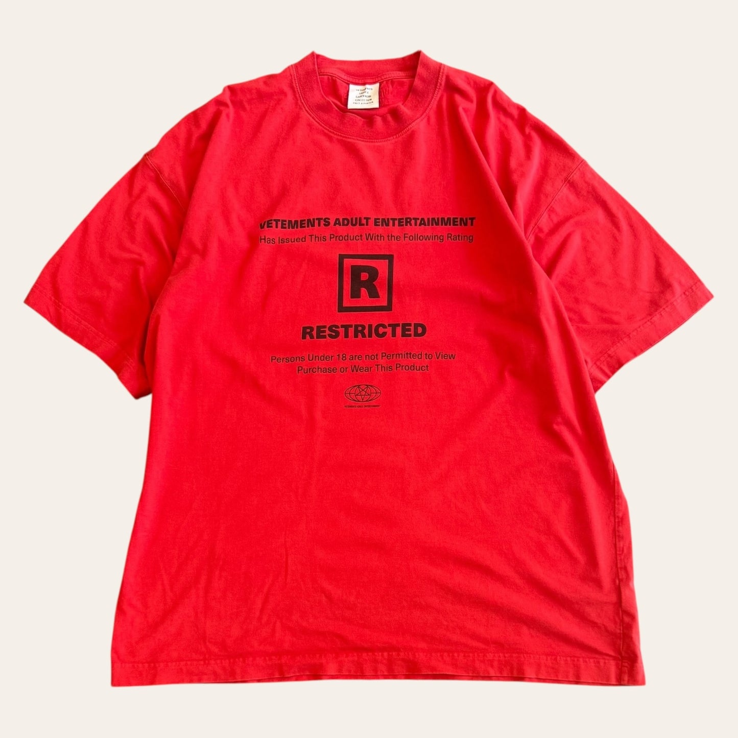 Vetements Restricted Tee Size L