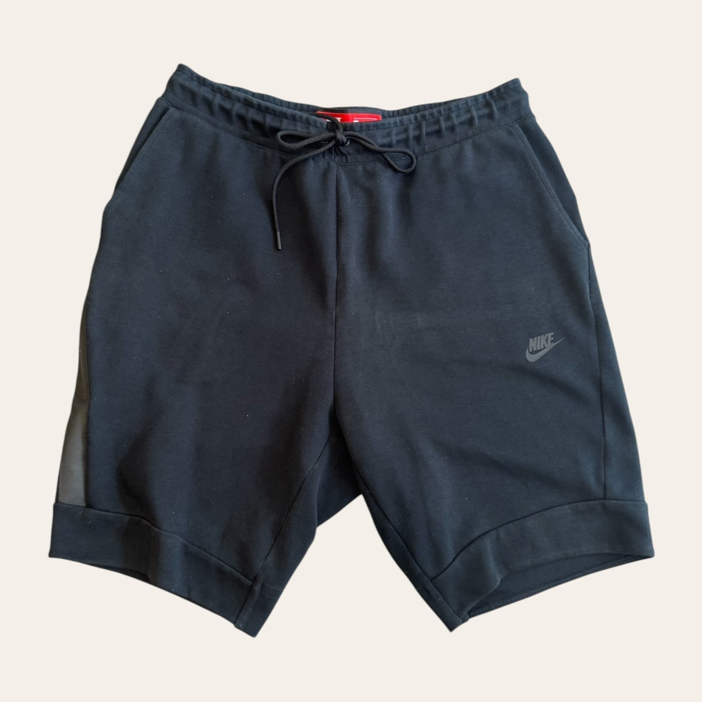 Nike Tech Fleece Shorts Black Size L