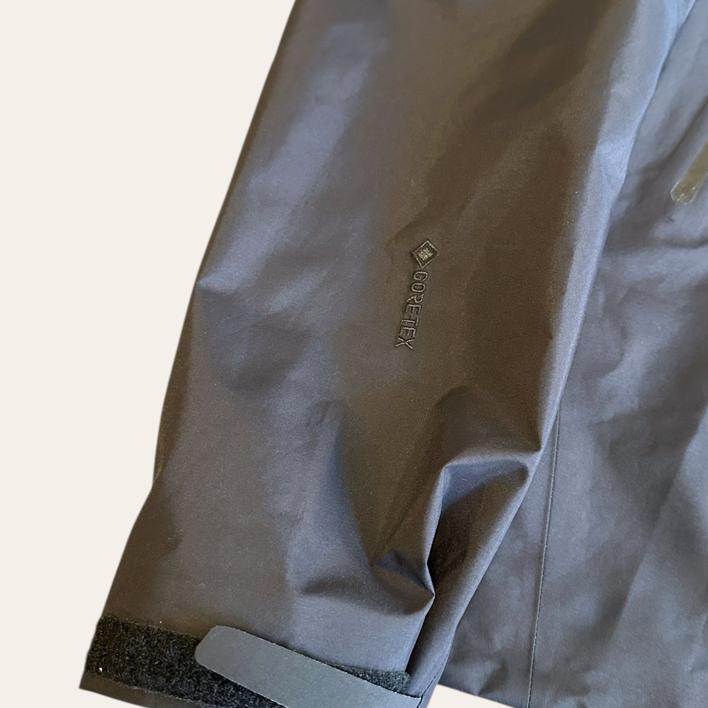 Brand New Arcteryx Beta SL Black Jacket Size M