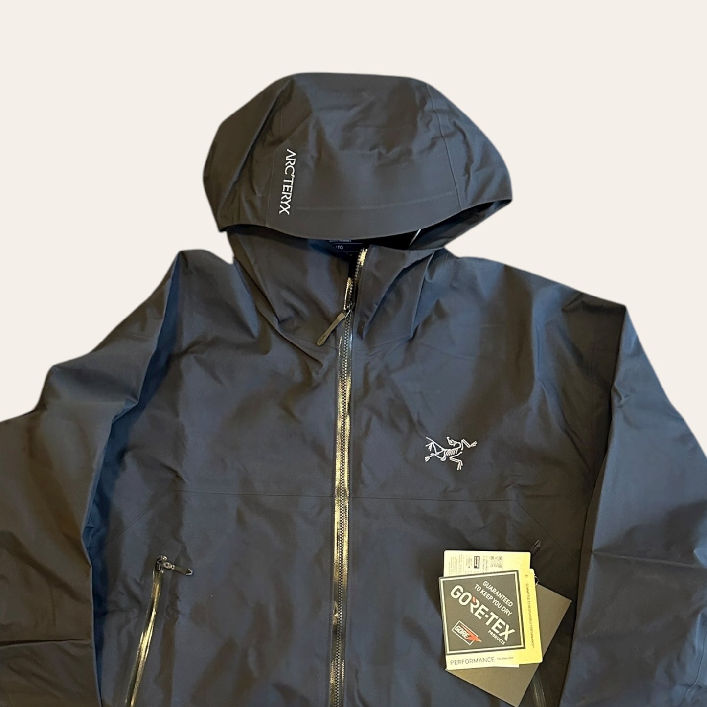 Brand New Arcteryx Beta Goretex Jacket Size XL