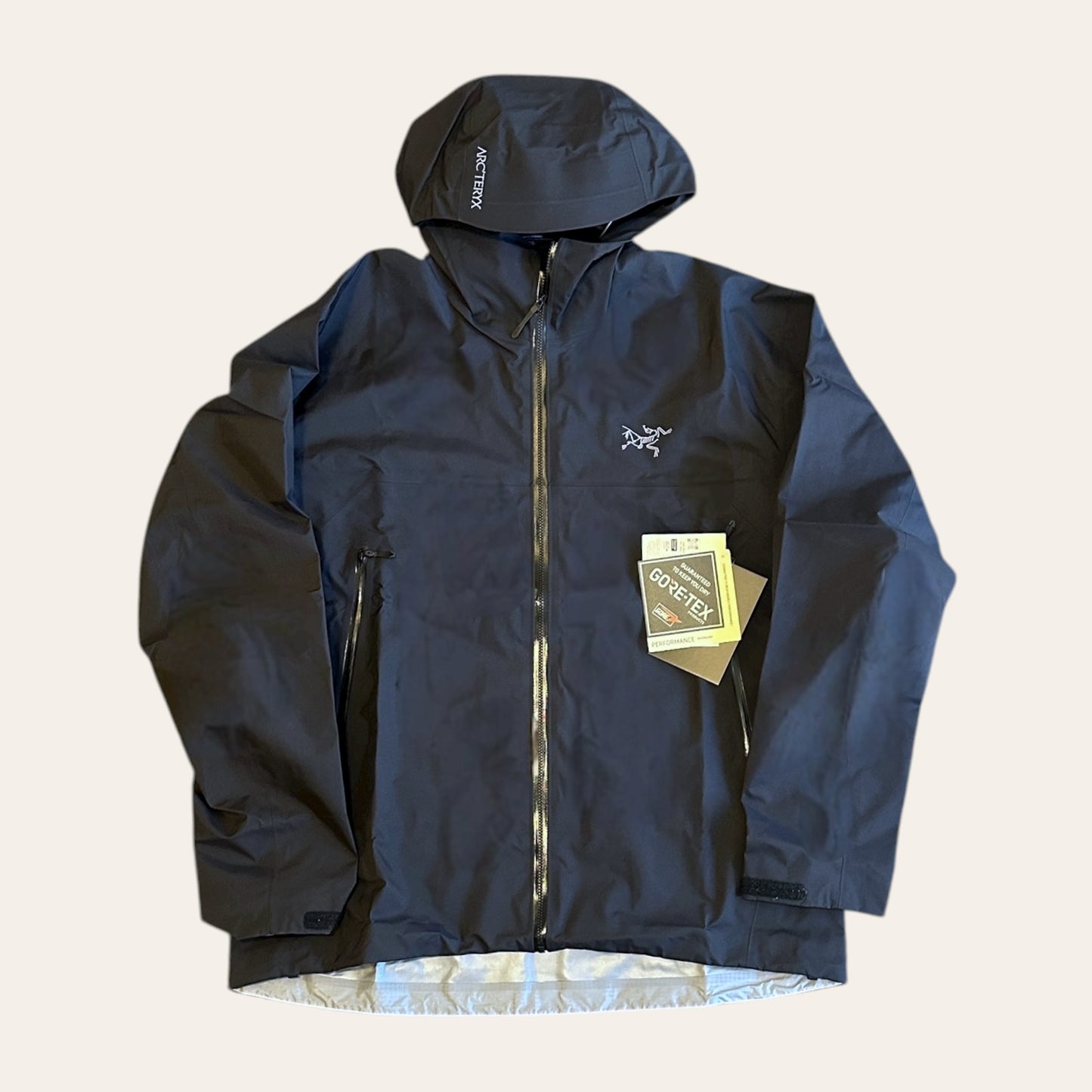 Brand New Arcteryx Beta Goretex Jacket Size XL